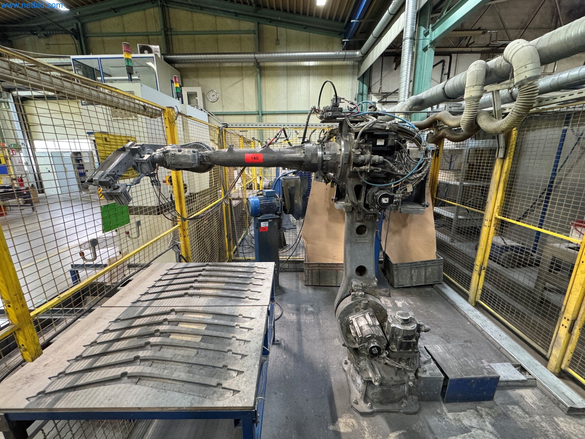 Maszyny z sektora technologii powierzchni-1