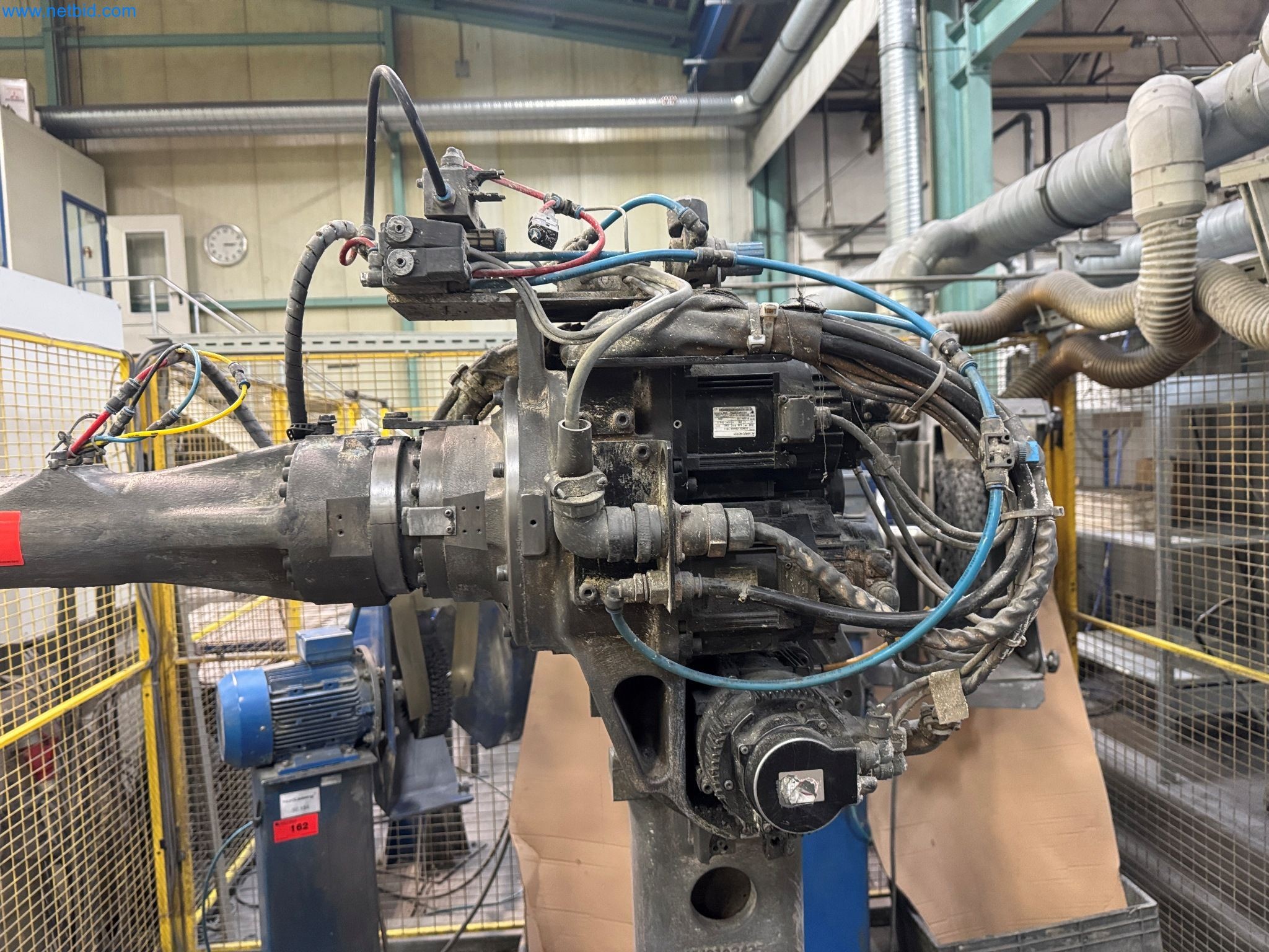 Maszyny z sektora technologii powierzchni-5