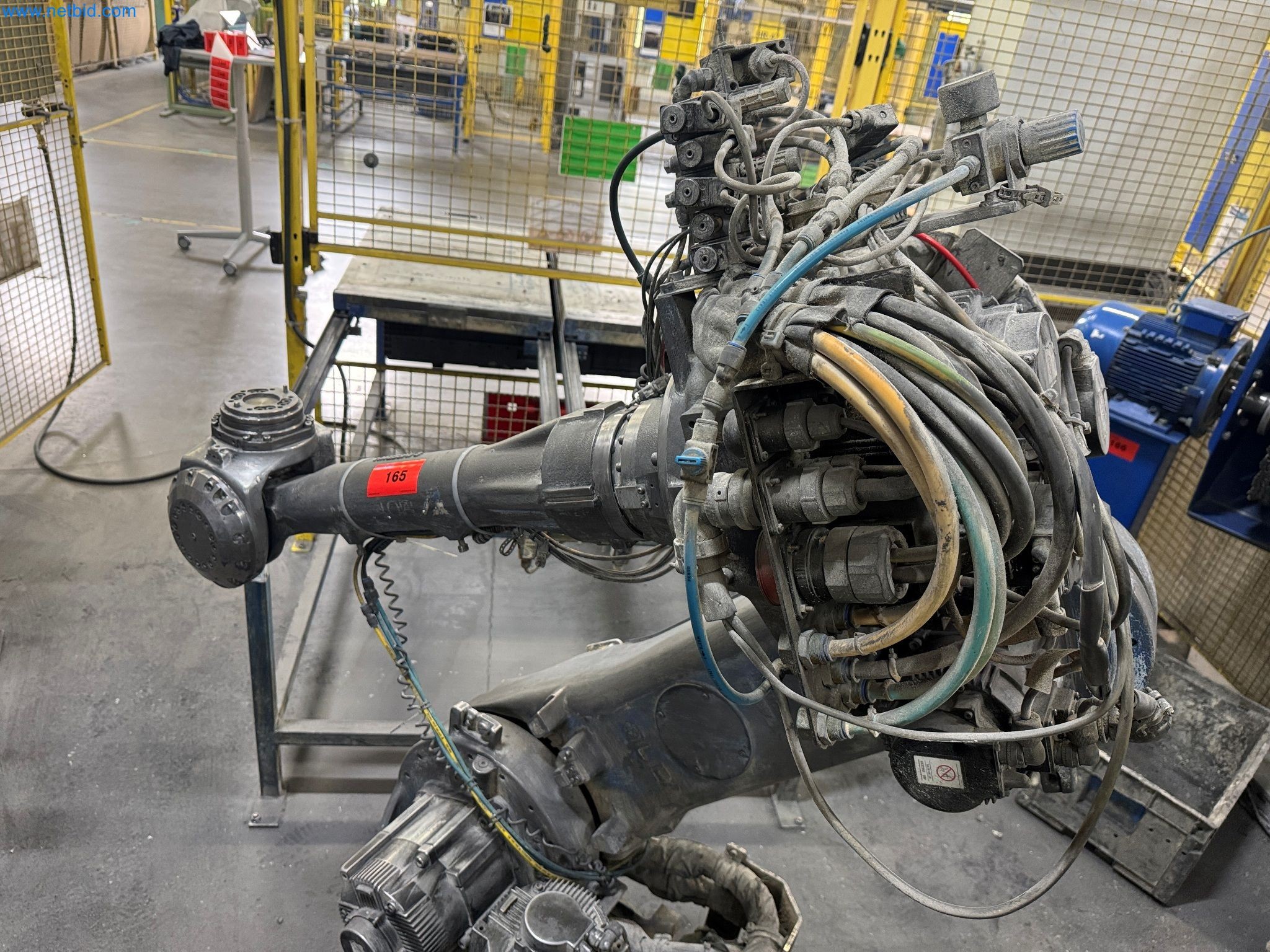 Maszyny z sektora technologii powierzchni-3