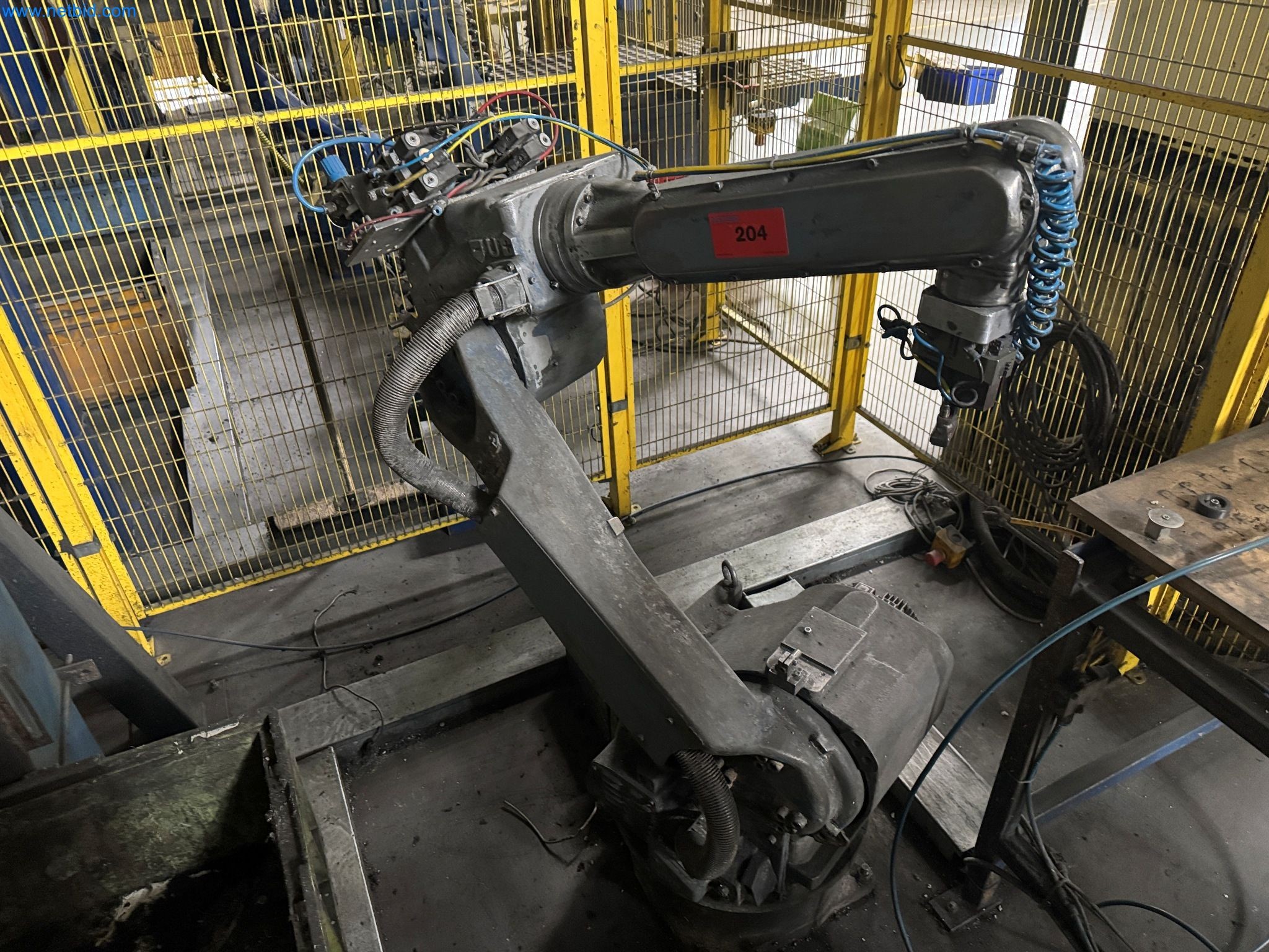 Maszyny z sektora technologii powierzchni-1