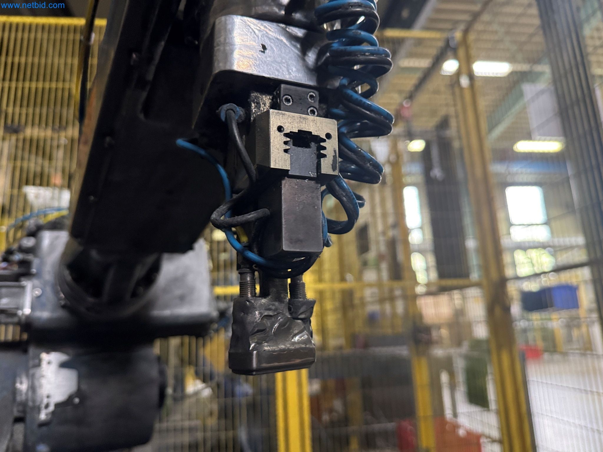 Maszyny z sektora technologii powierzchni-6