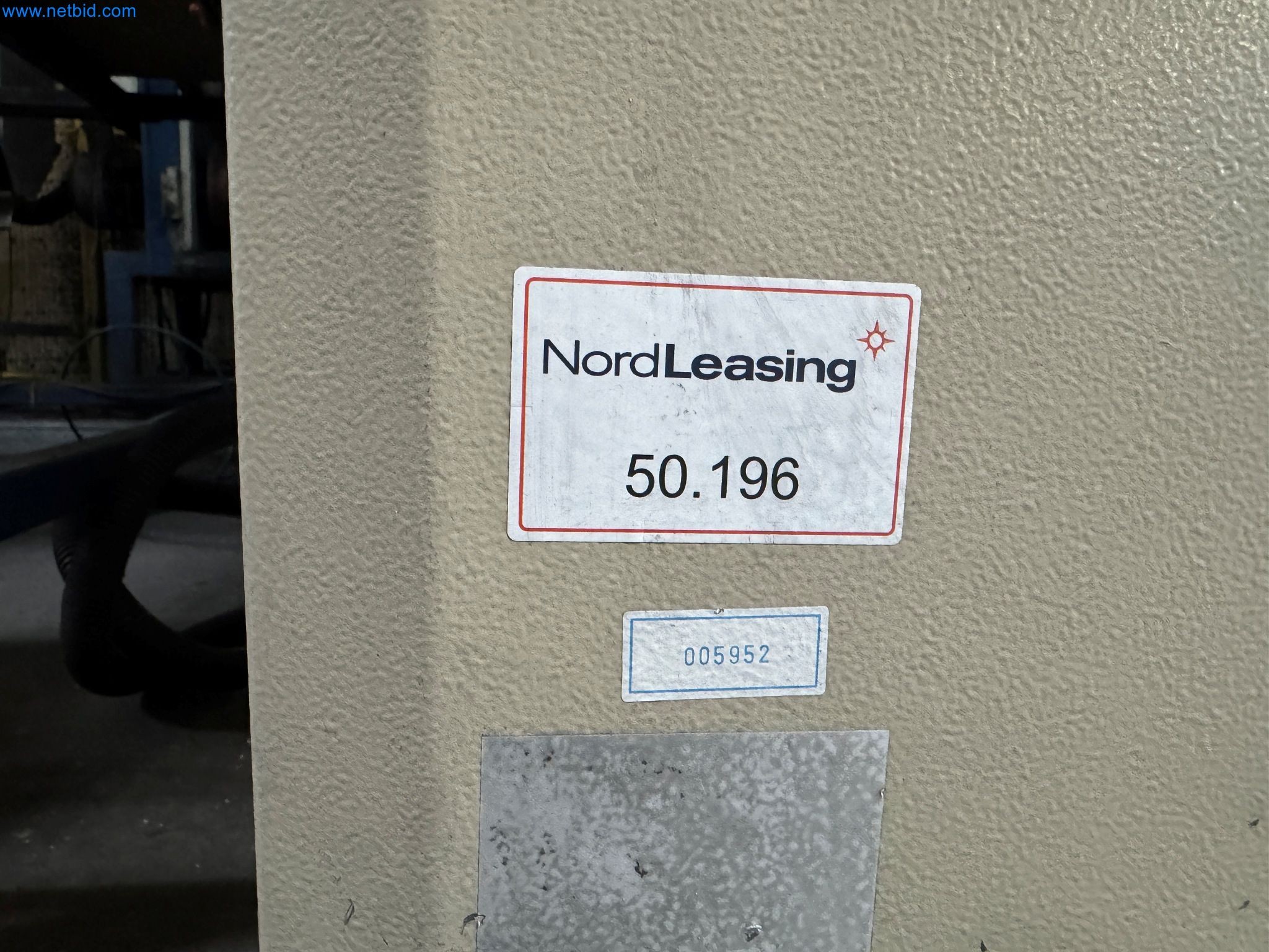 Maszyny z sektora technologii powierzchni-8