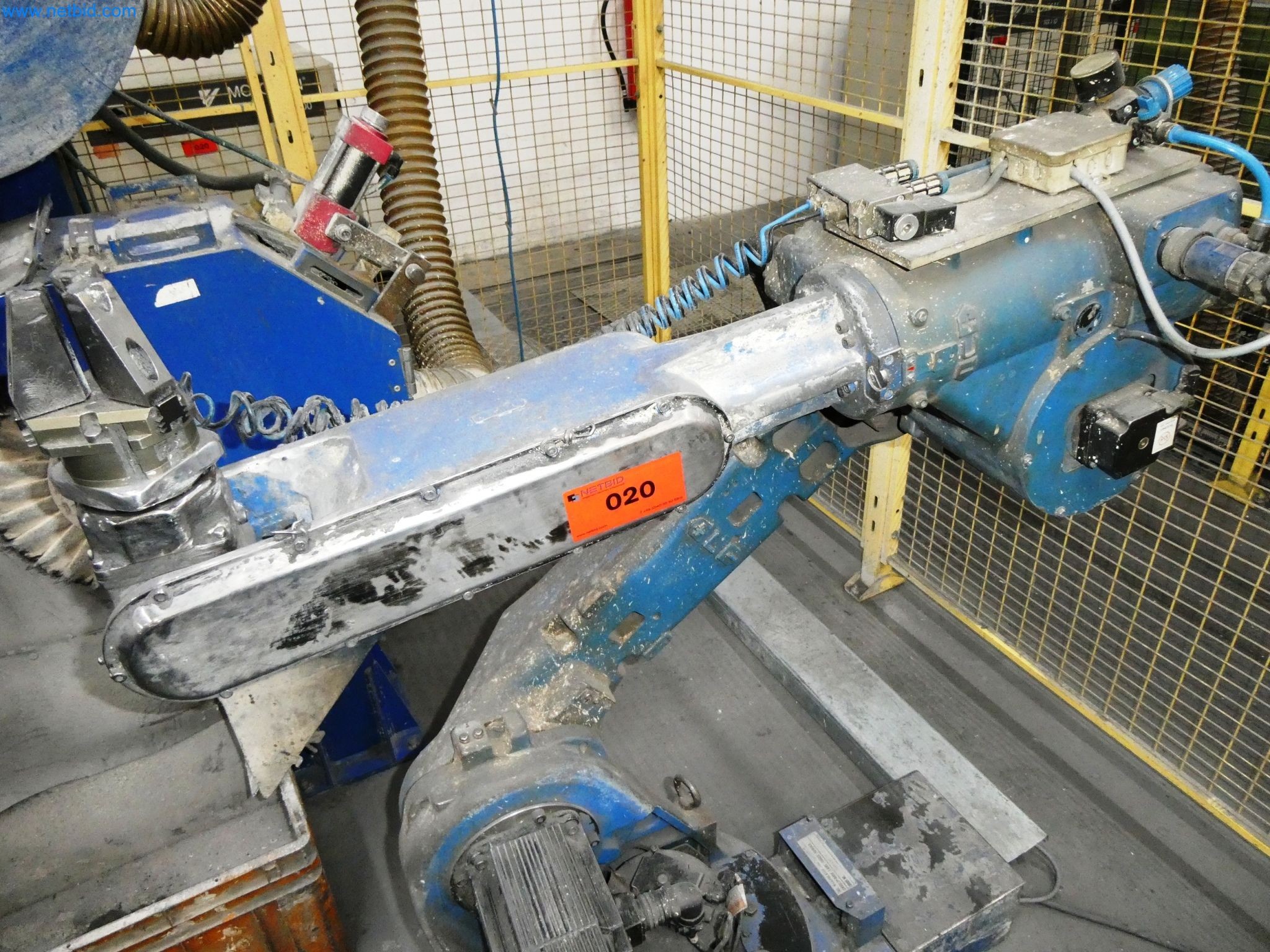 Maszyny z sektora technologii powierzchni-10