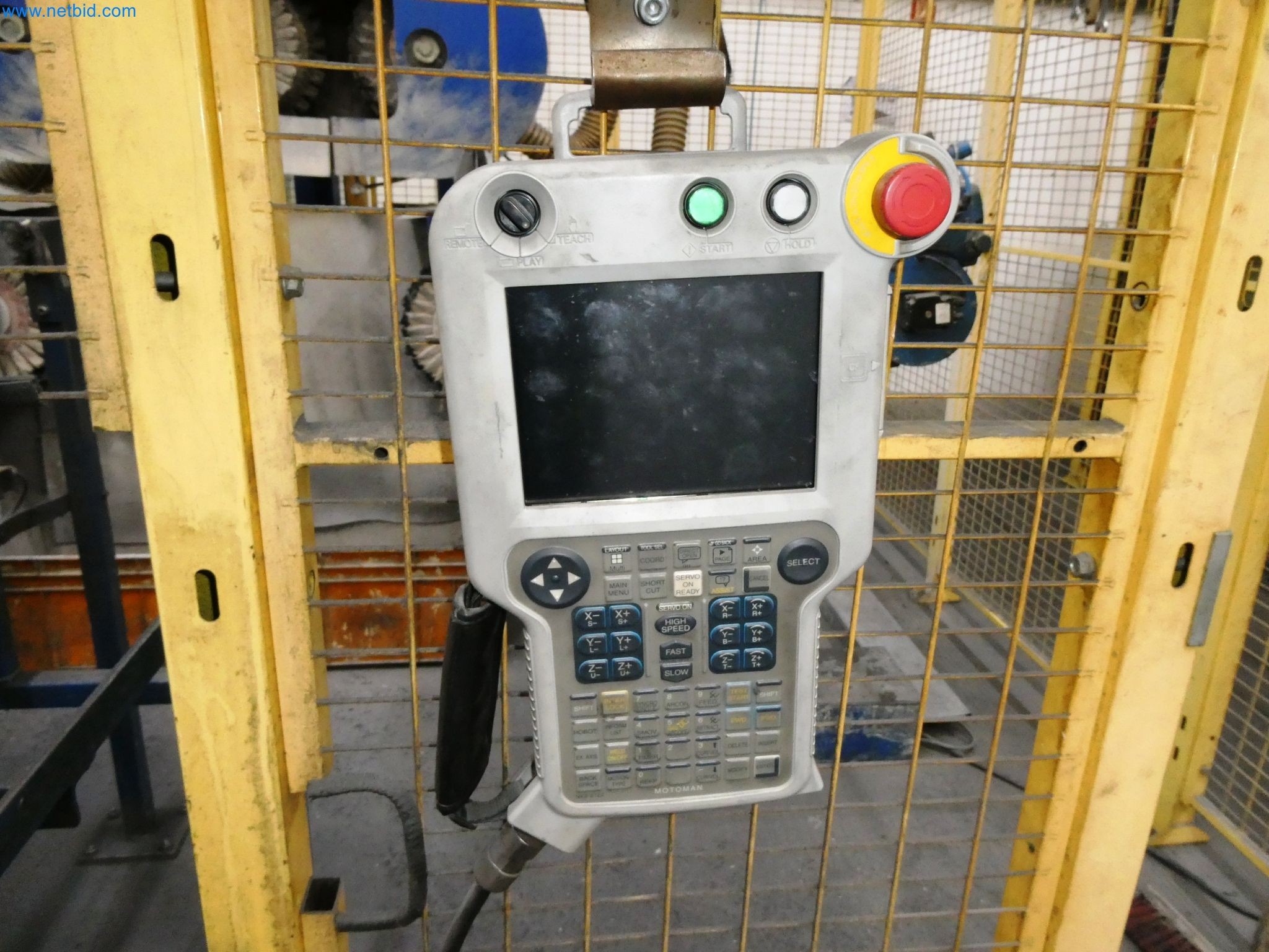 Maszyny z sektora technologii powierzchni-7