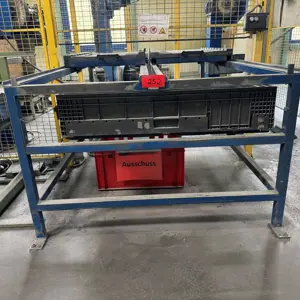 Load carrier table