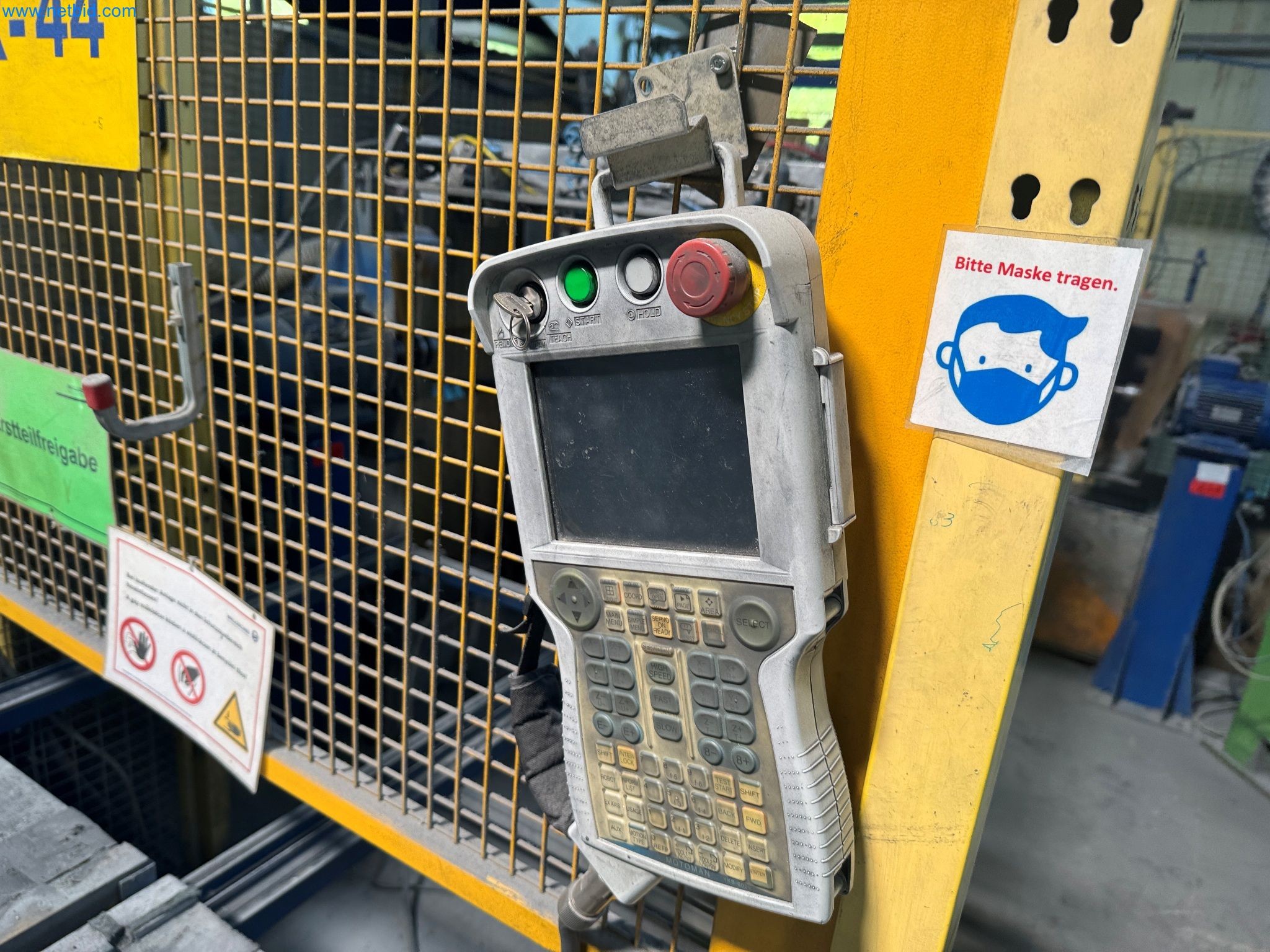 Maszyny z sektora technologii powierzchni-4