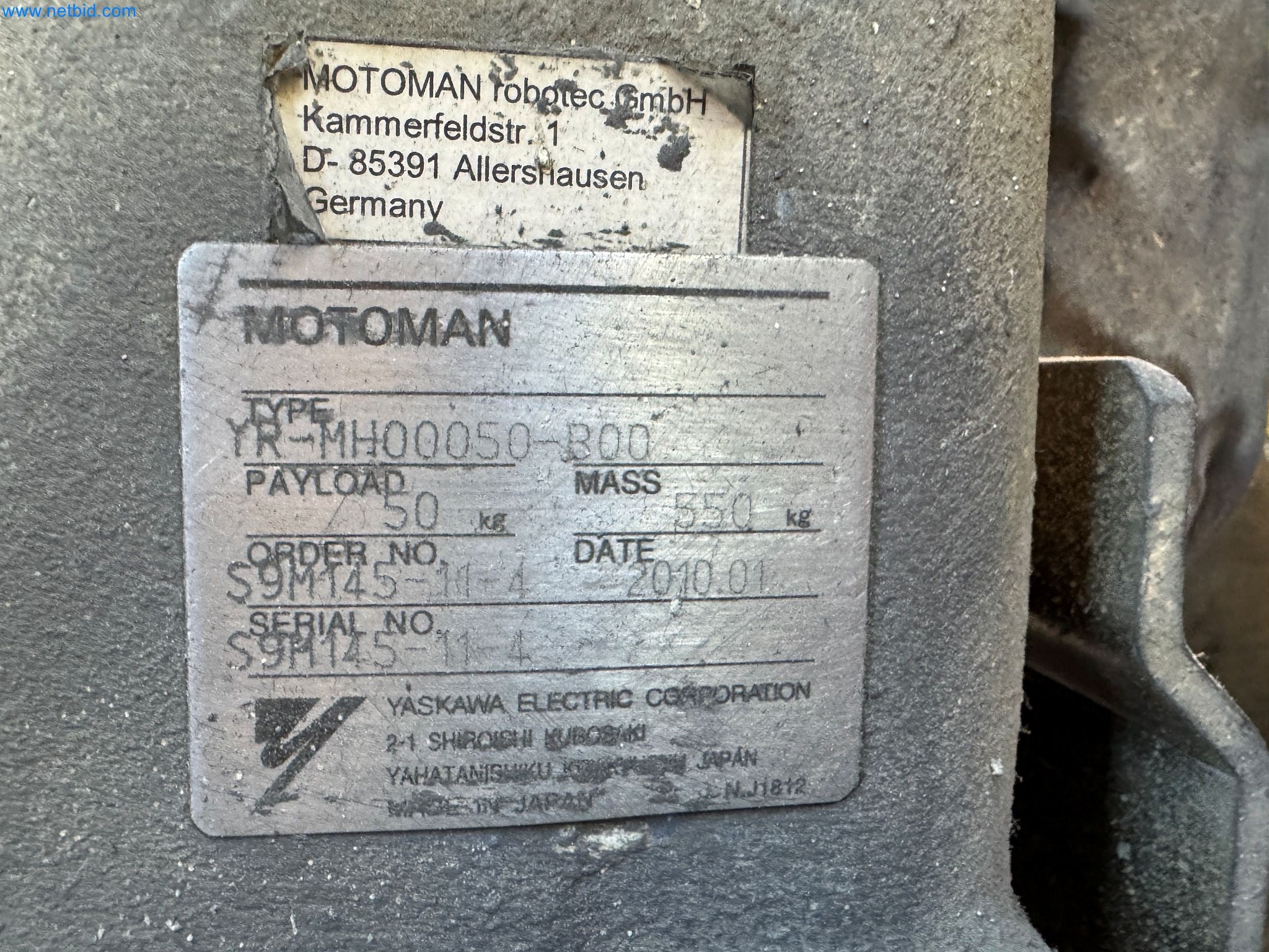 Maszyny z sektora technologii powierzchni-9