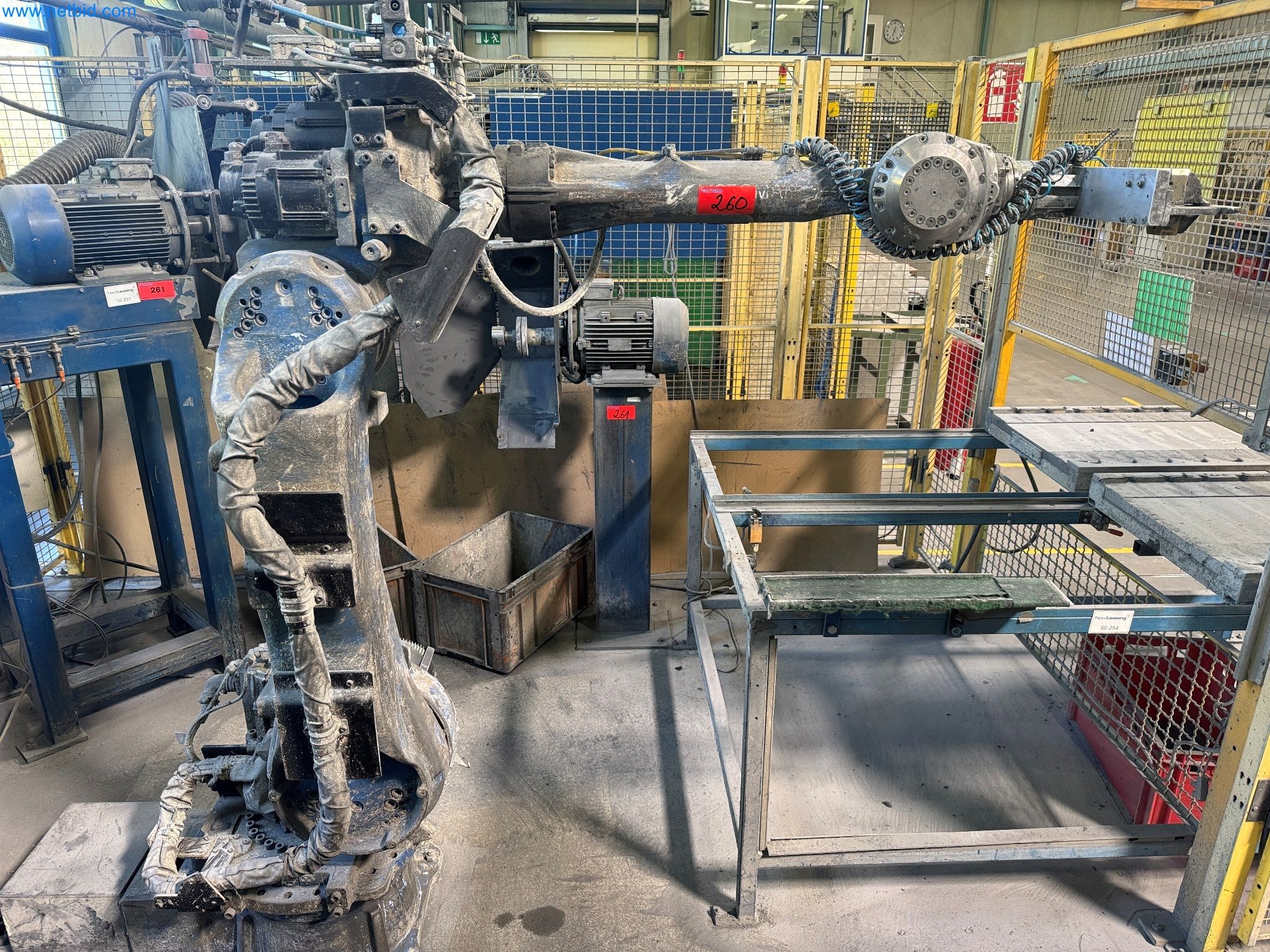 Maszyny z sektora technologii powierzchni-1