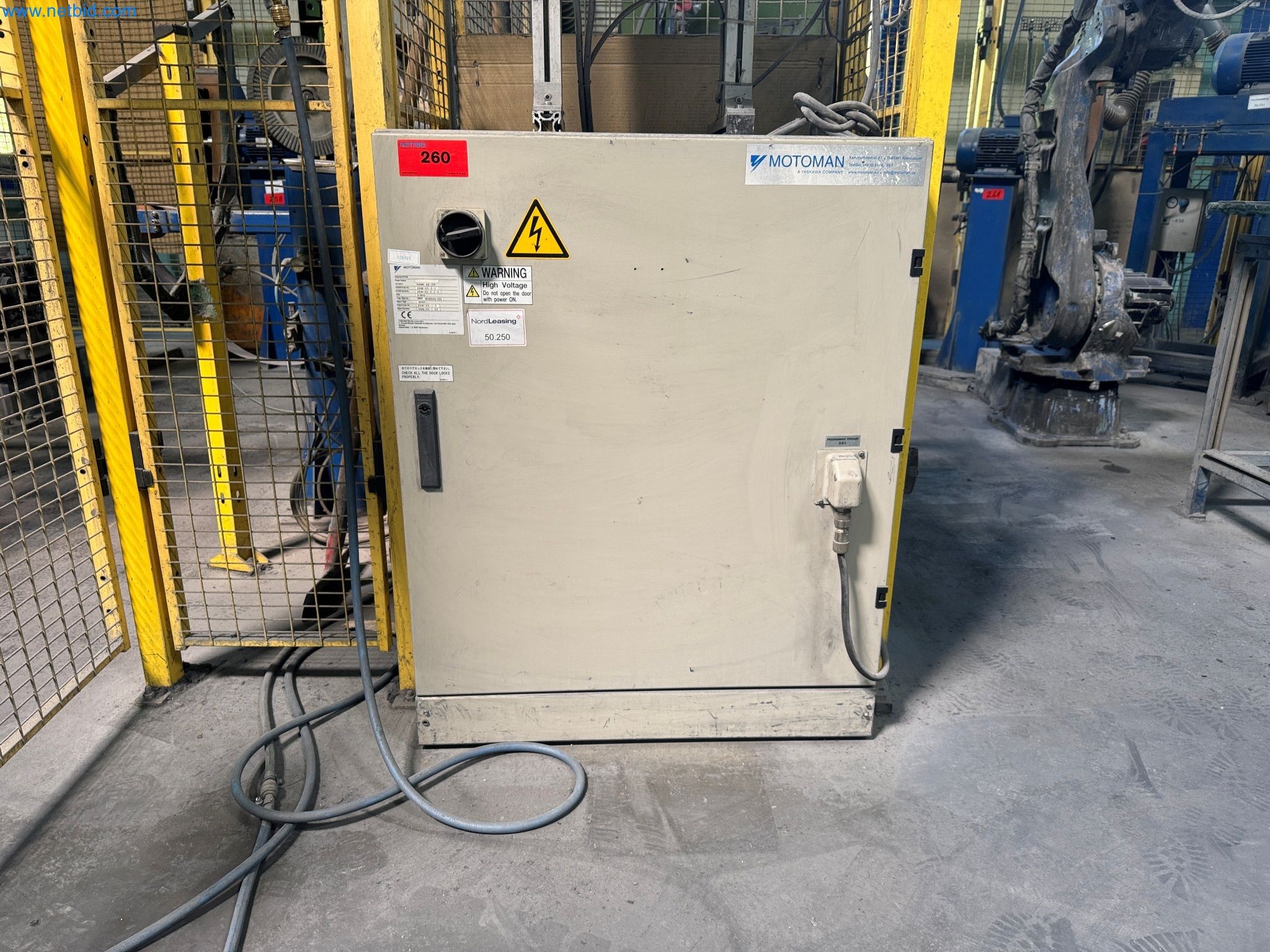 Maszyny z sektora technologii powierzchni-3