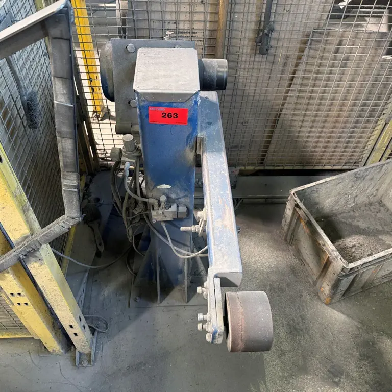Belt sander