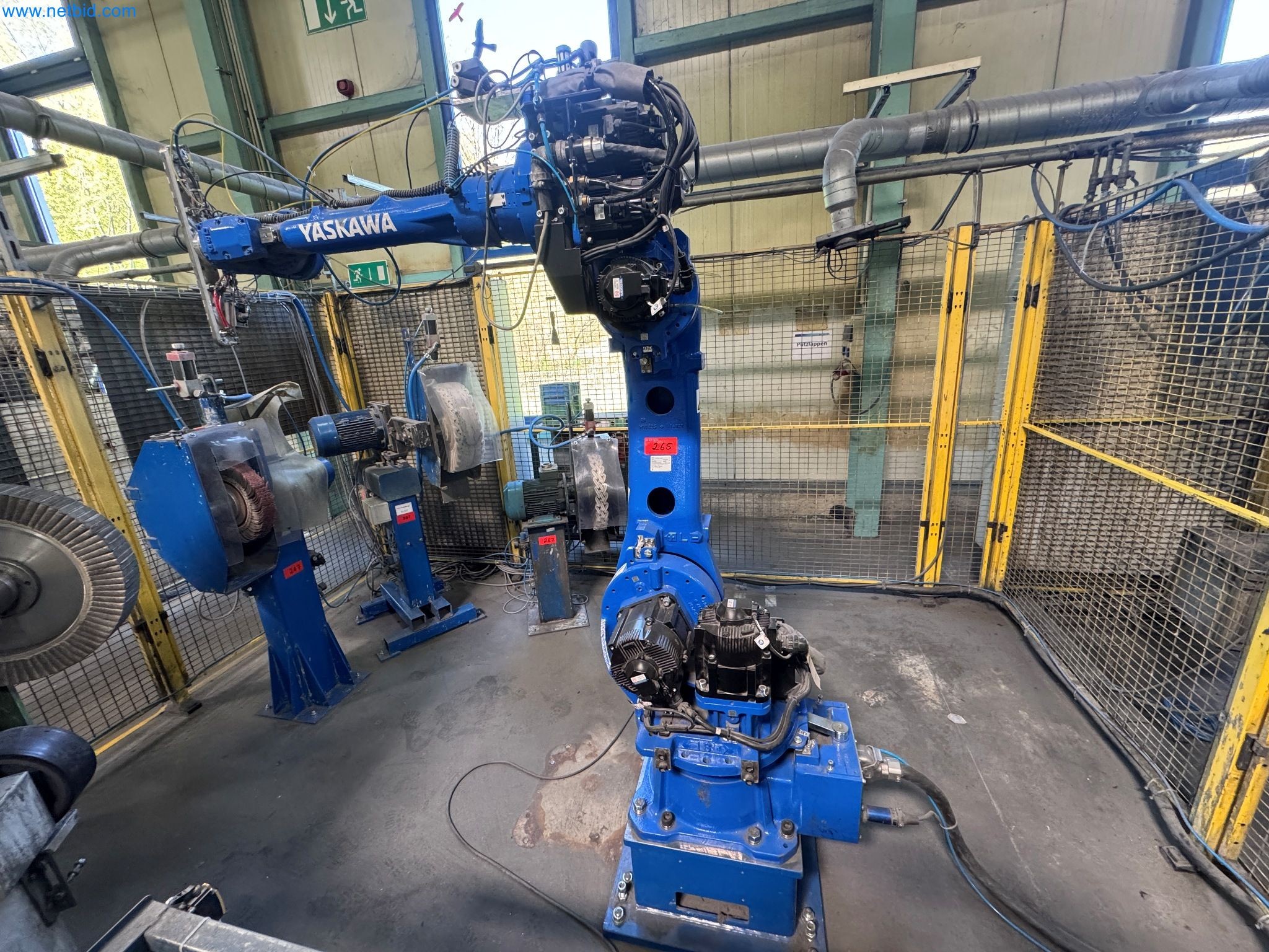 Maszyny z sektora technologii powierzchni-1