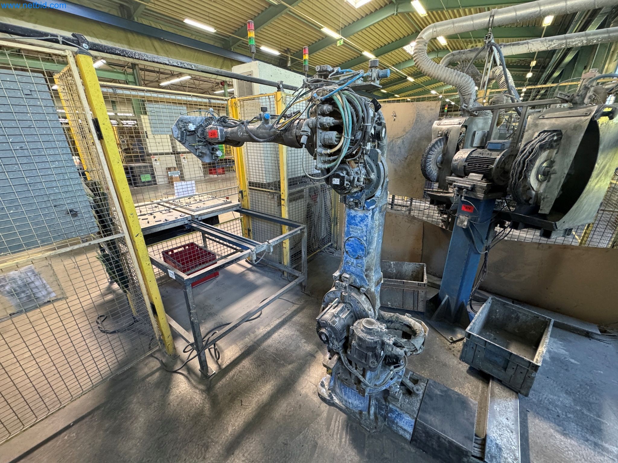 Maszyny z sektora technologii powierzchni-10