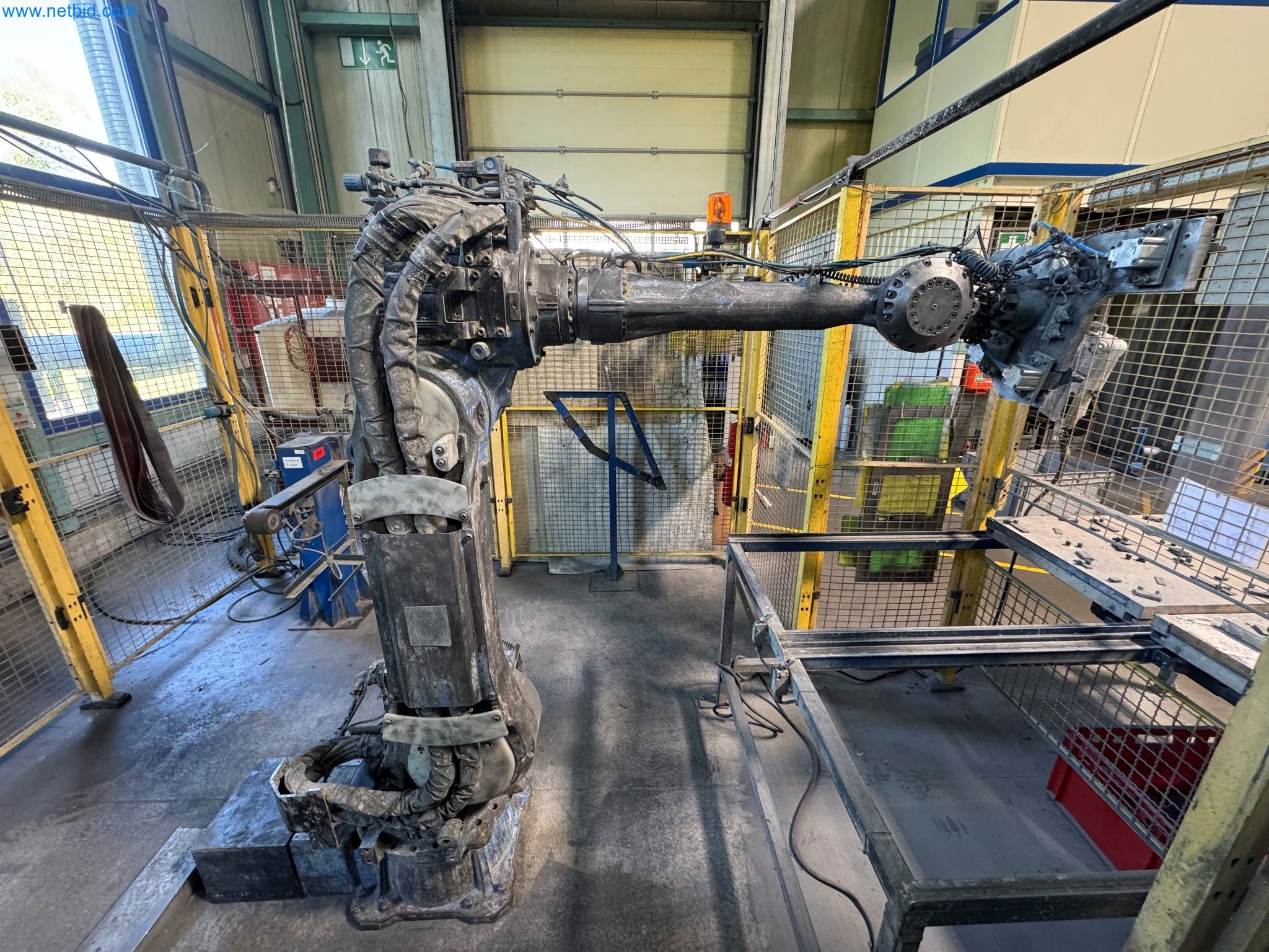 Maszyny z sektora technologii powierzchni-8