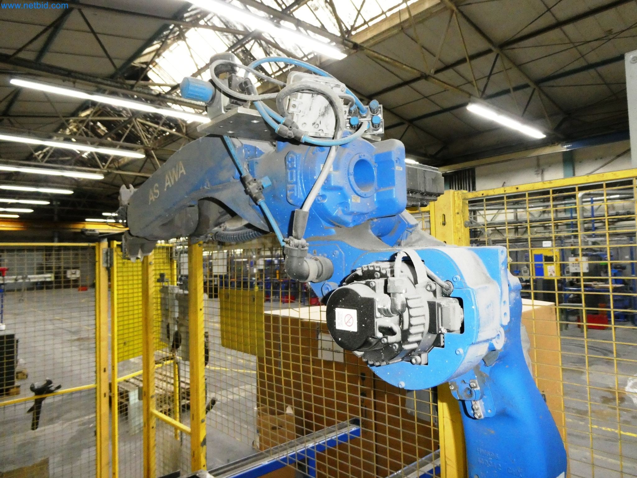 Maszyny z sektora technologii powierzchni-4