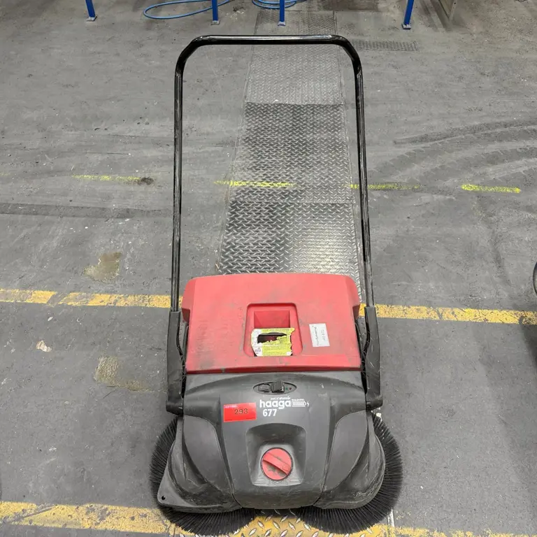 Floor cleaning device Starmix Haaga 677