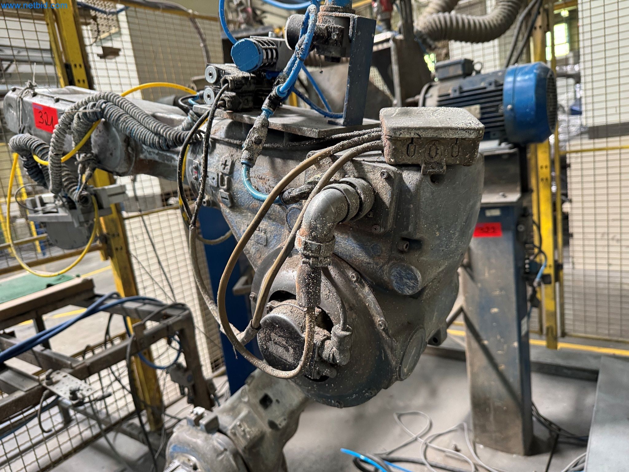 Maszyny z sektora technologii powierzchni-7