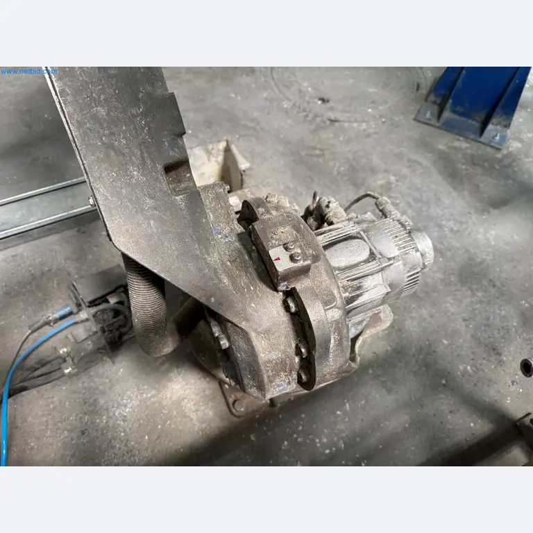 Maszyny z sektora technologii powierzchni-8