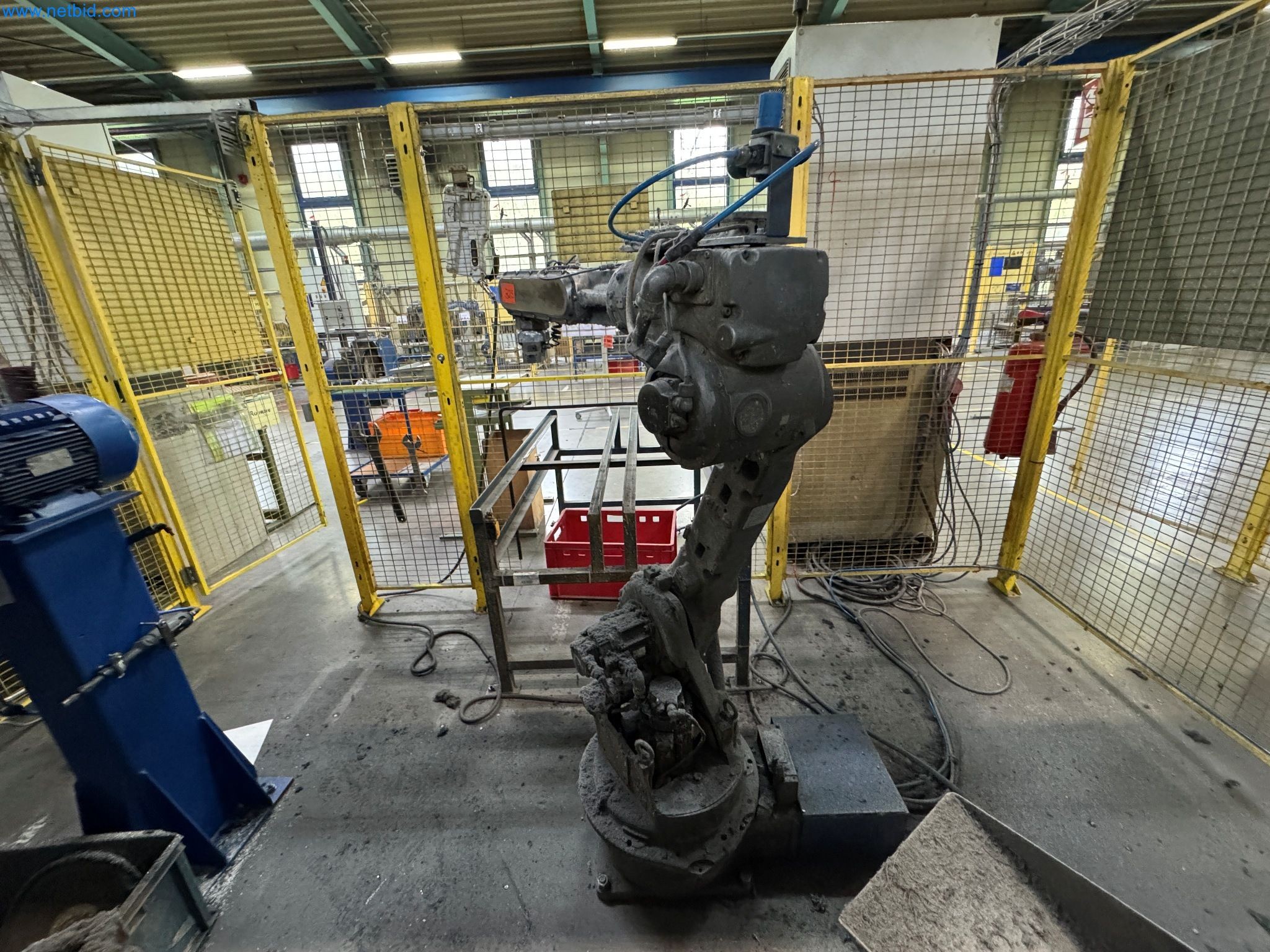 Maszyny z sektora technologii powierzchni-2