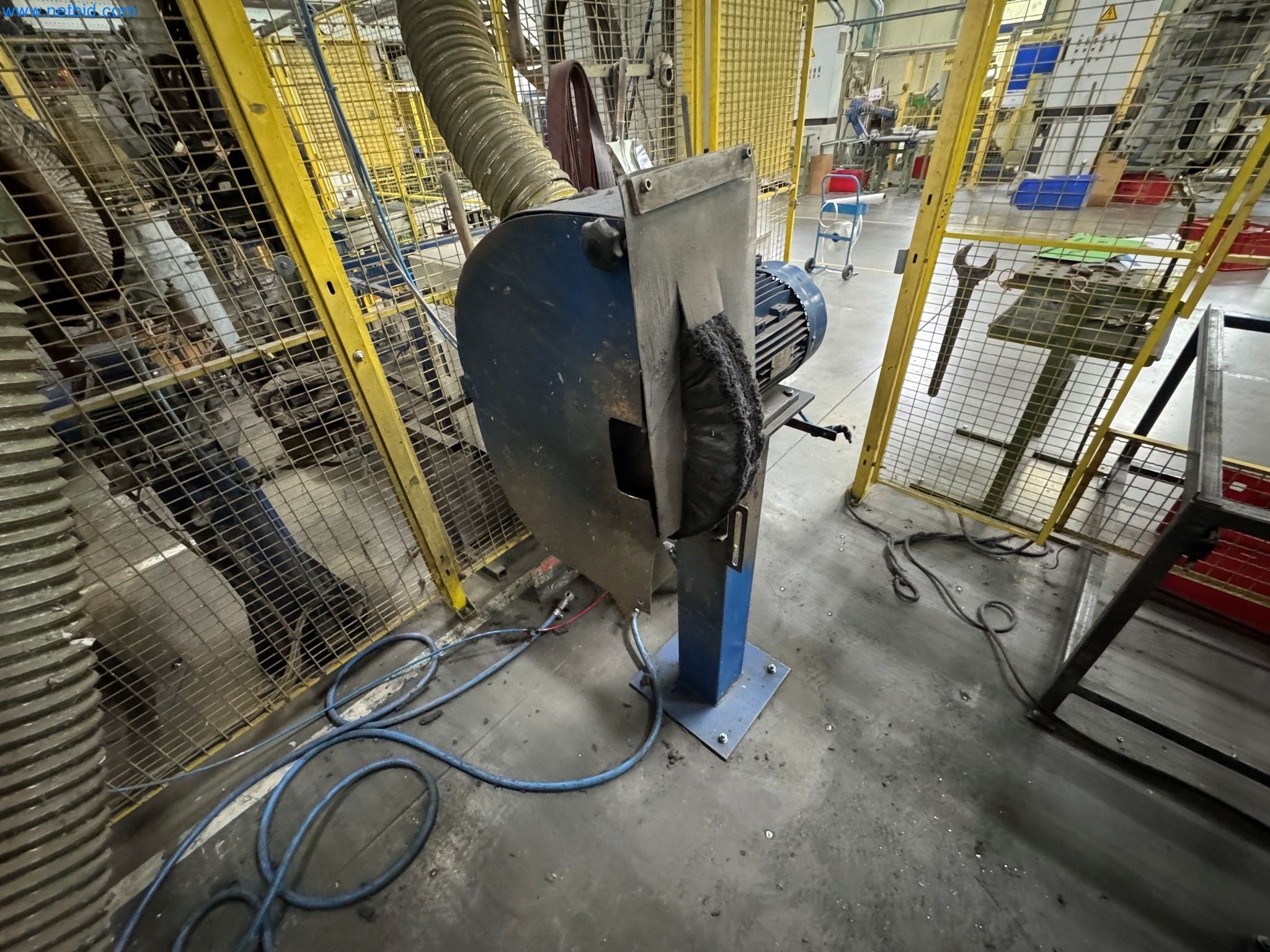 Maszyny z sektora technologii powierzchni-2