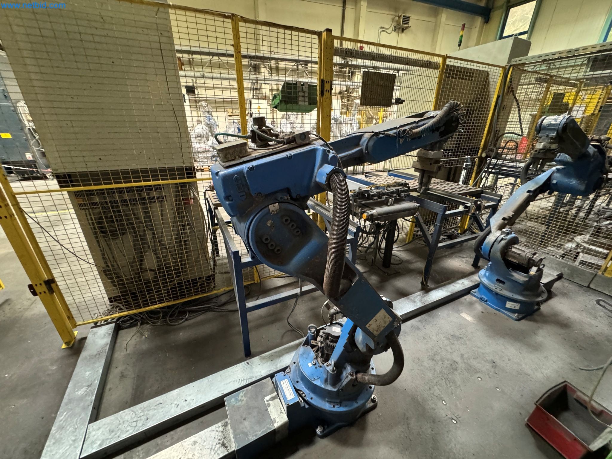 Maszyny z sektora technologii powierzchni-2