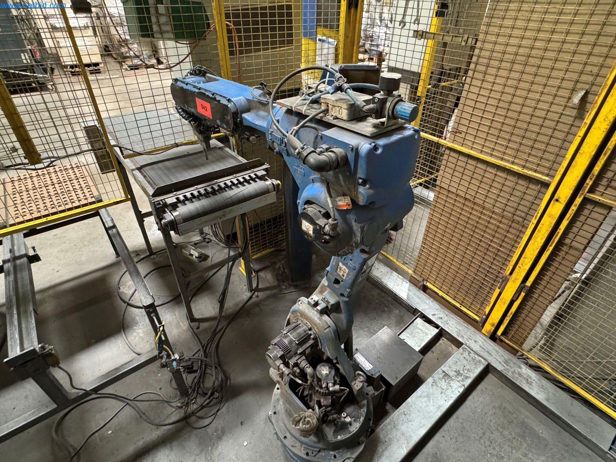 Maszyny z sektora technologii powierzchni-3