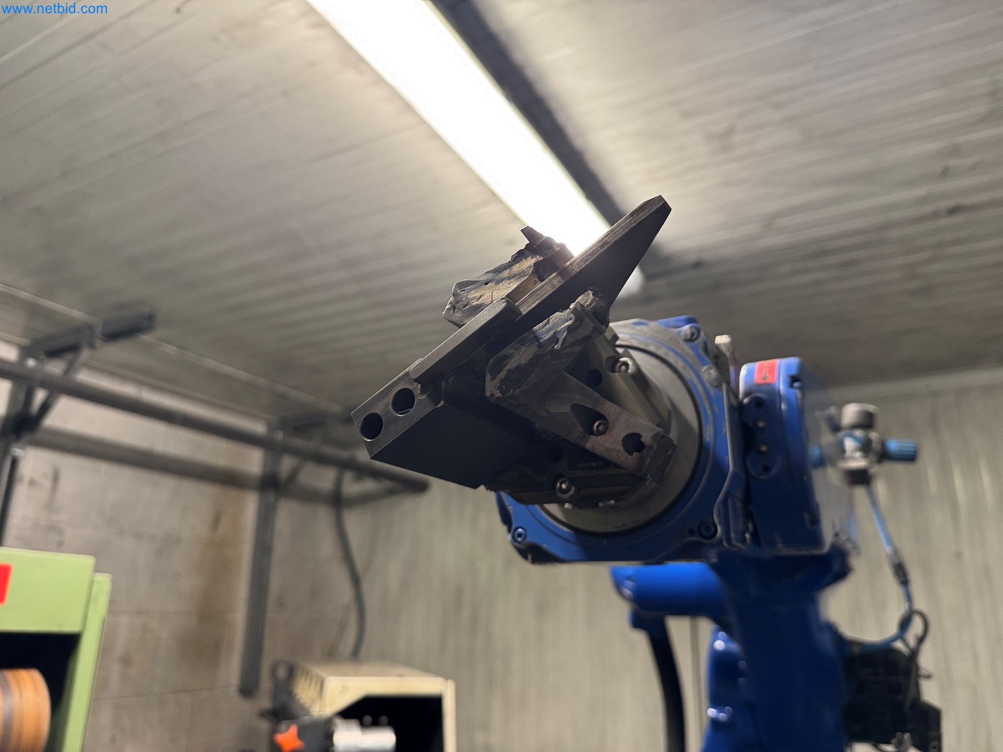 Maszyny z sektora technologii powierzchni-6