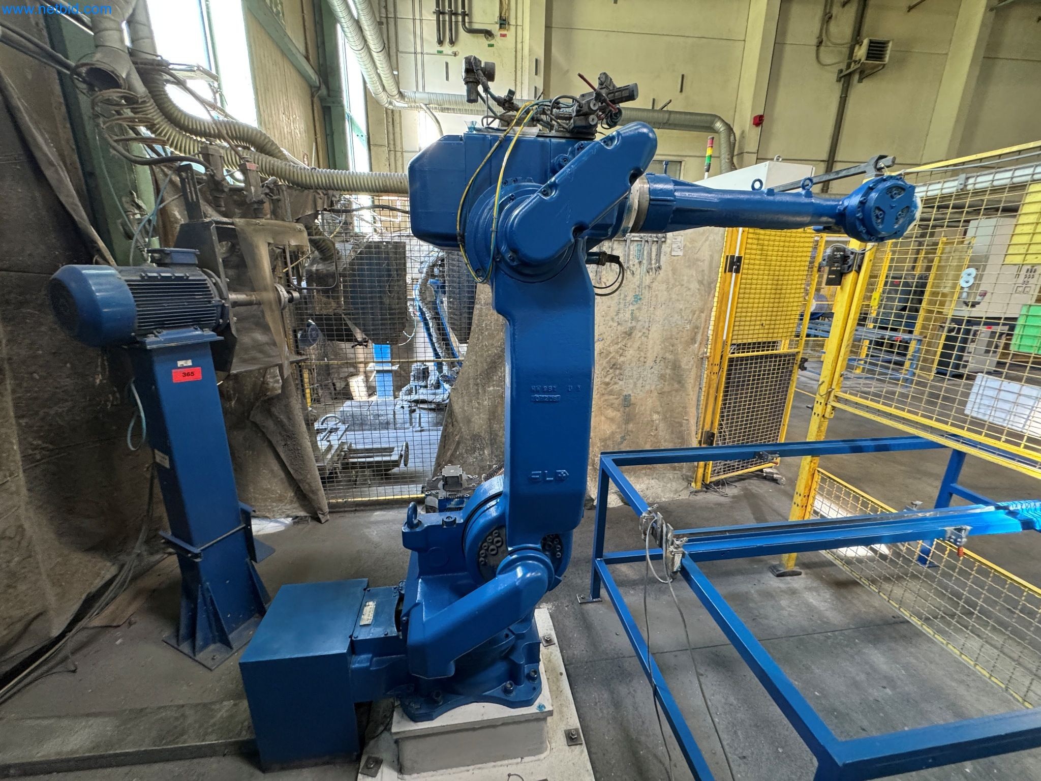 Maszyny z sektora technologii powierzchni-4