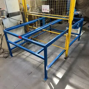 Load carrier table