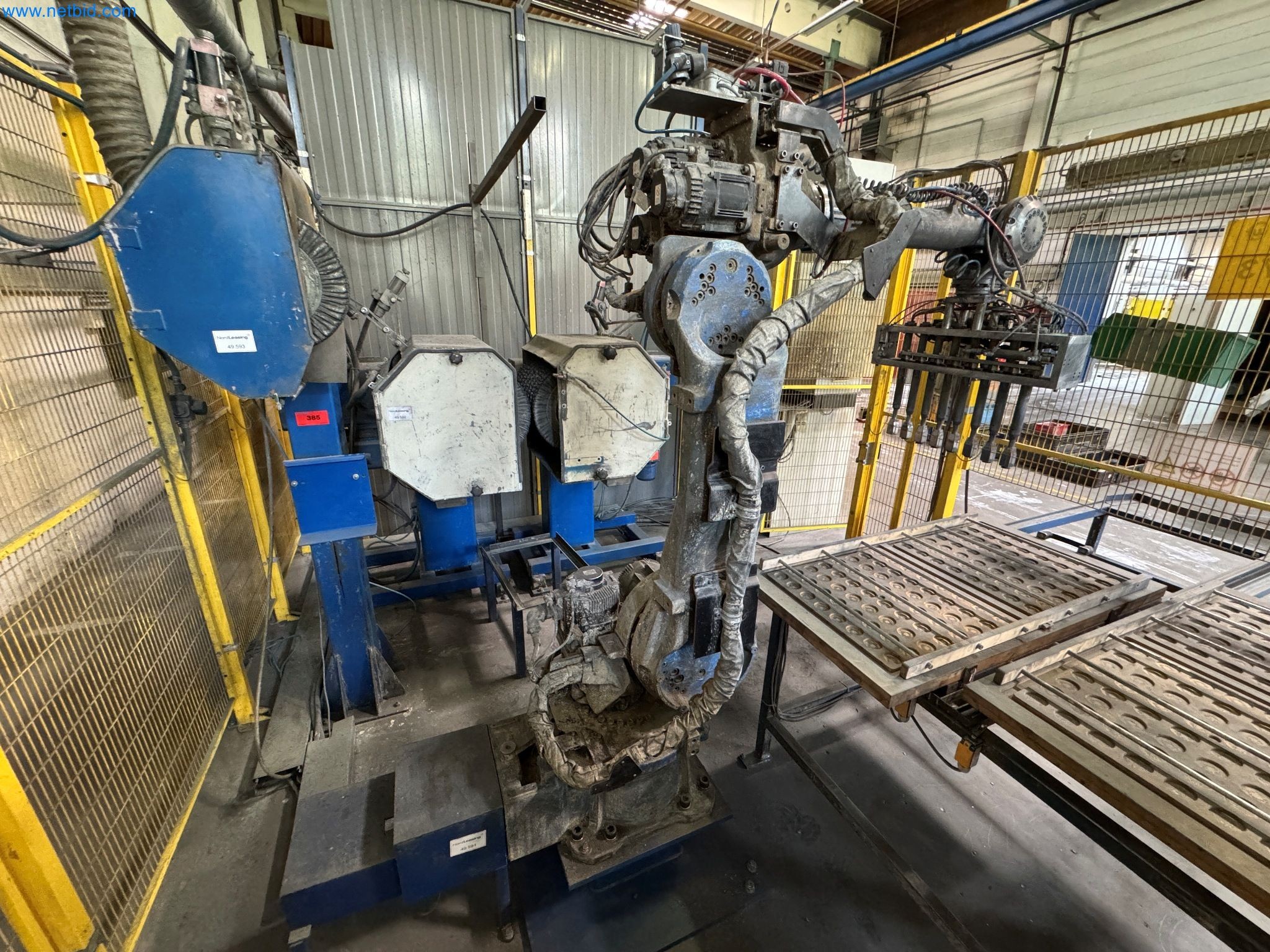 Maszyny z sektora technologii powierzchni-4