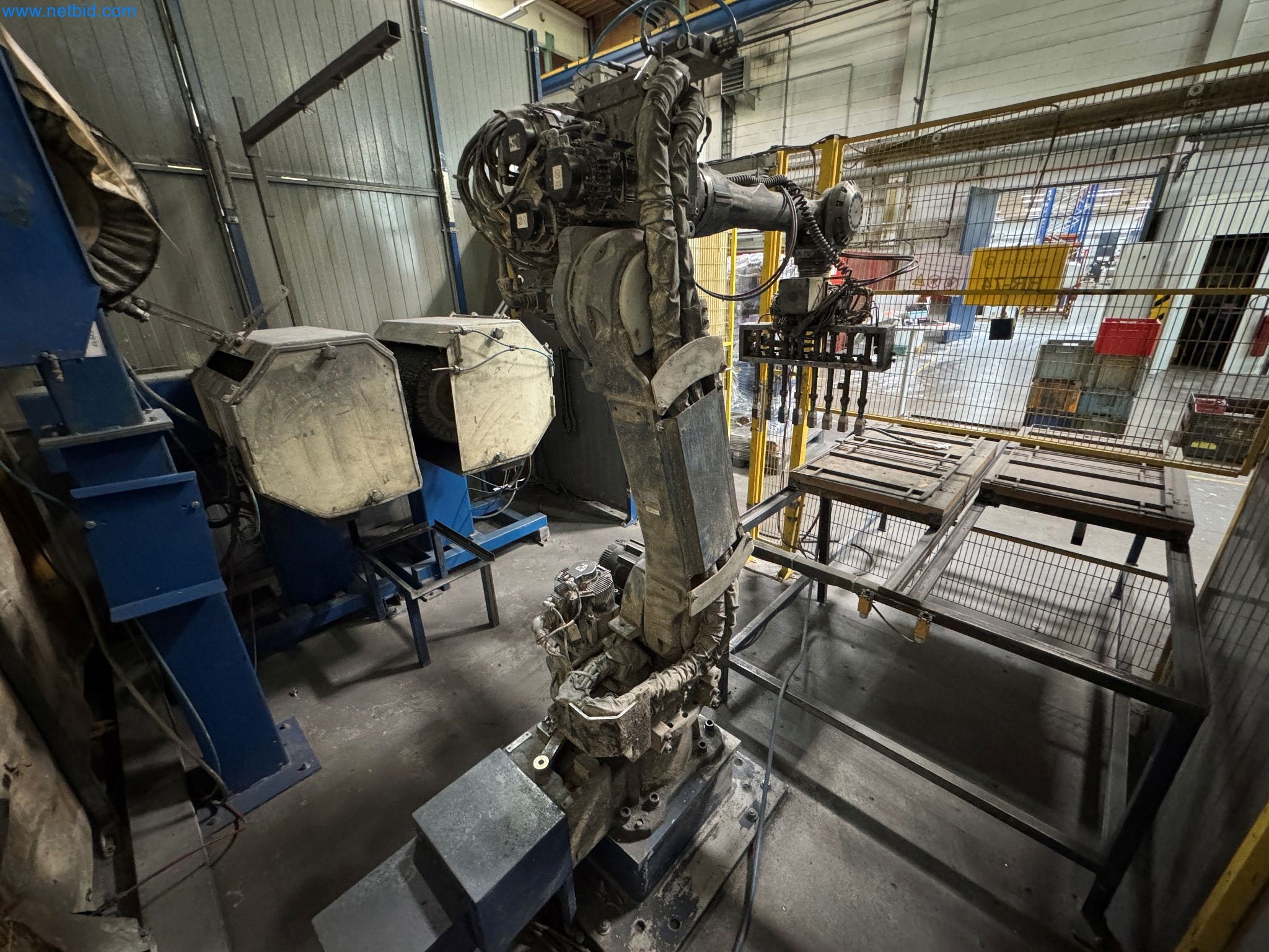 Maszyny z sektora technologii powierzchni-8