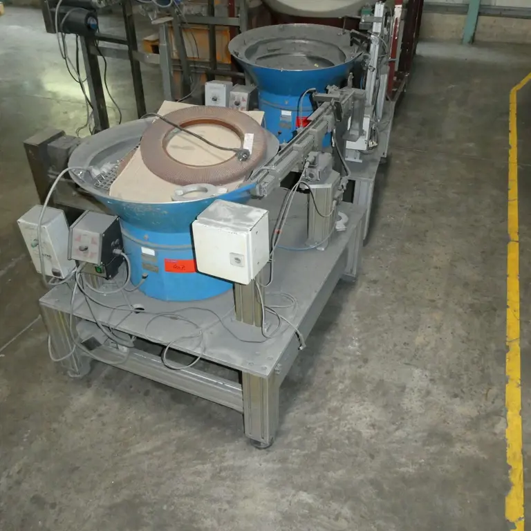 2 Vibratory sorting devices Altec/Pausch