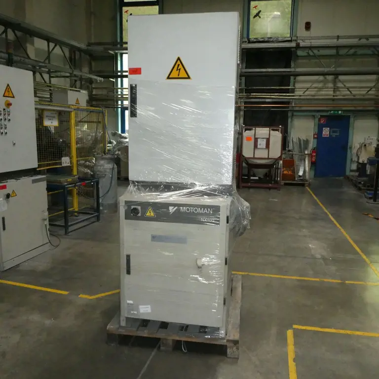 6-axis robot Yaskawa Motoman NX100