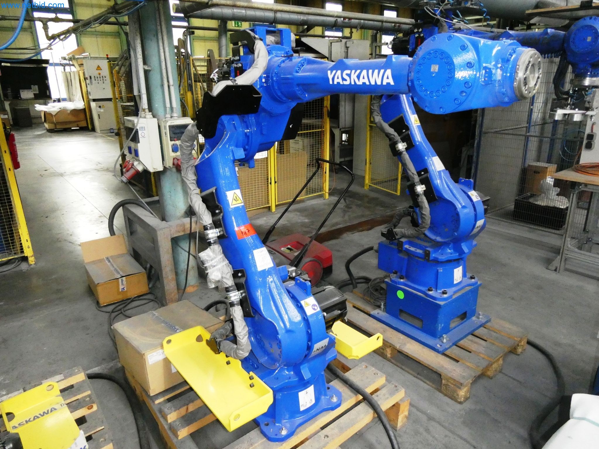 Maszyny z sektora technologii powierzchni-12