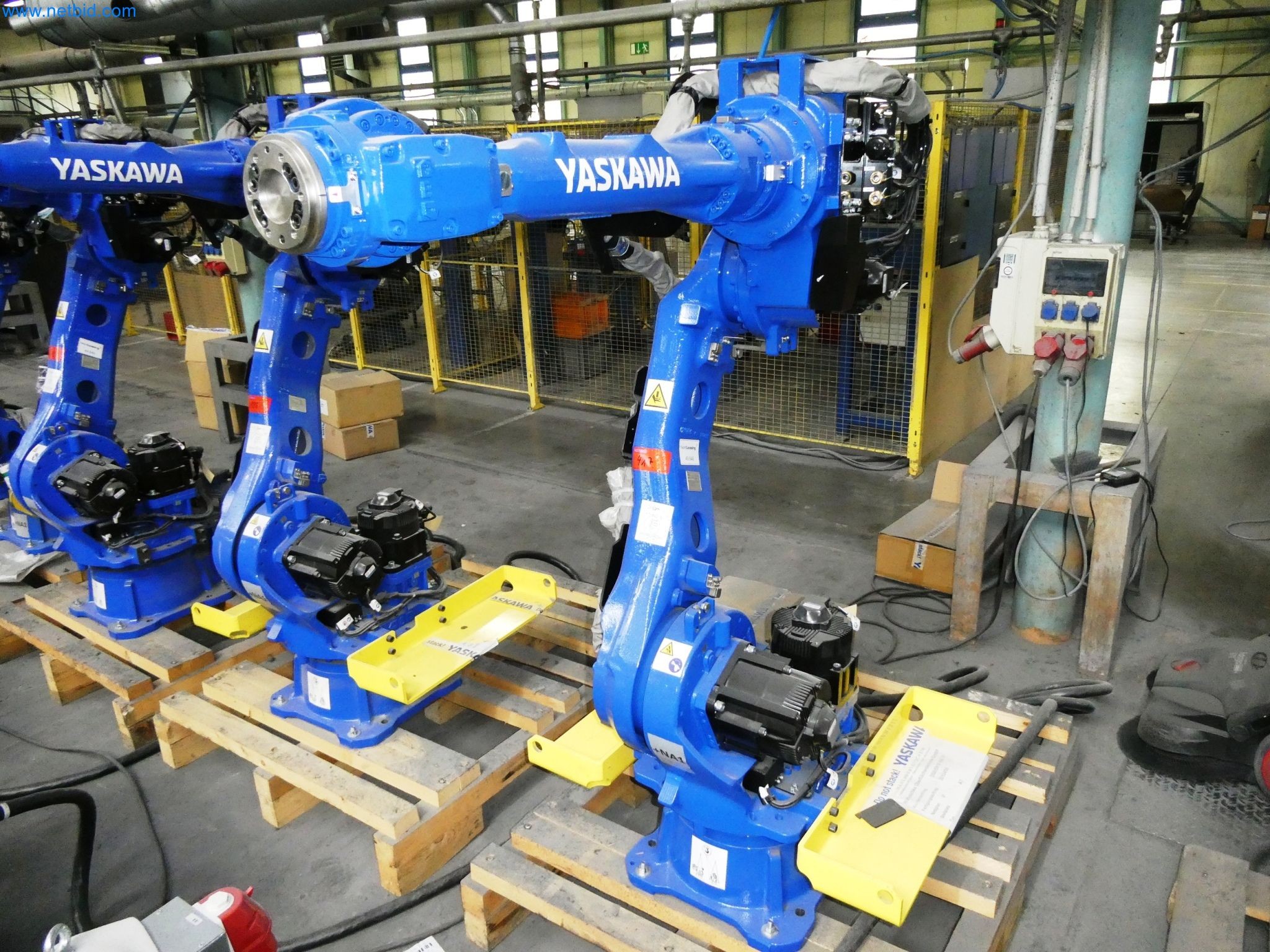 Maszyny z sektora technologii powierzchni-1