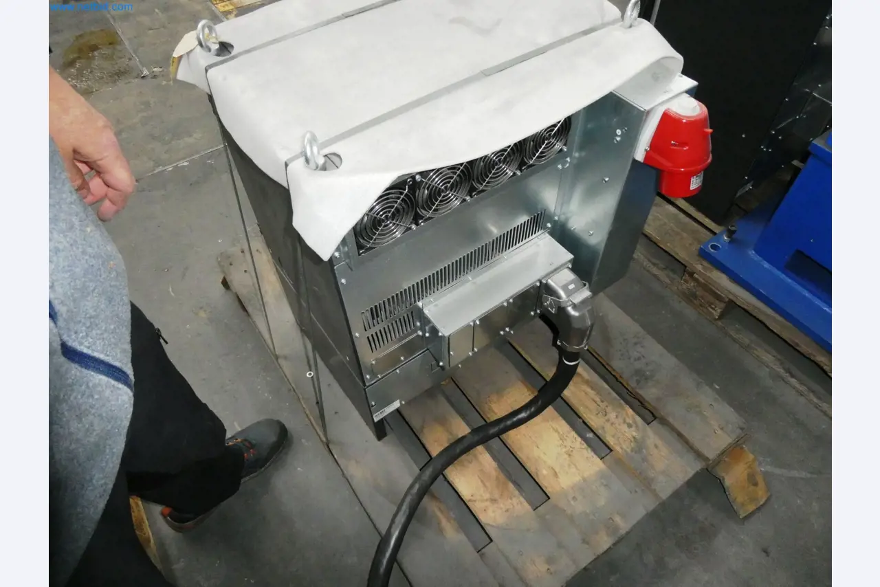 Maszyny z sektora technologii powierzchni-11