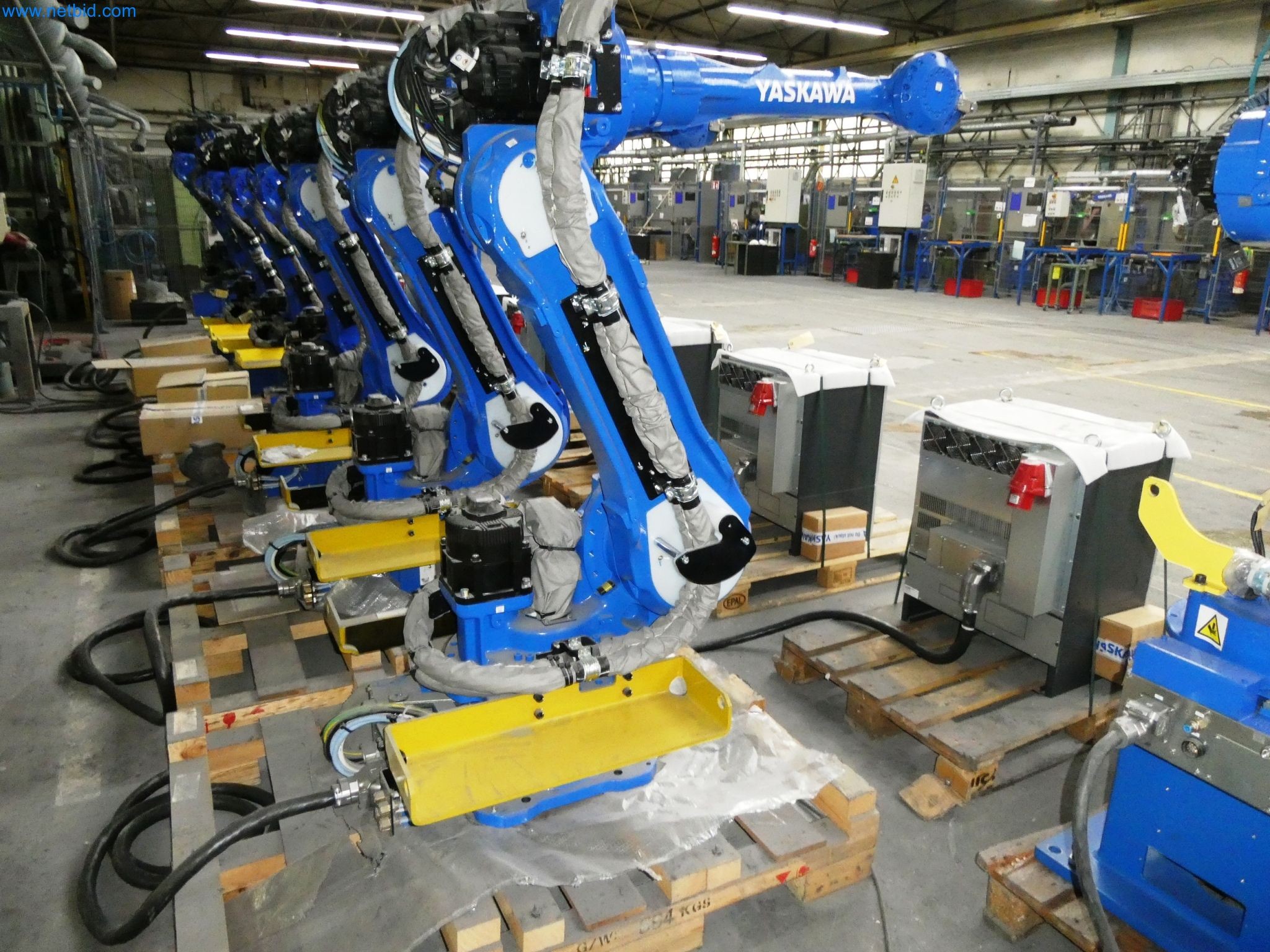 Maszyny z sektora technologii powierzchni-2