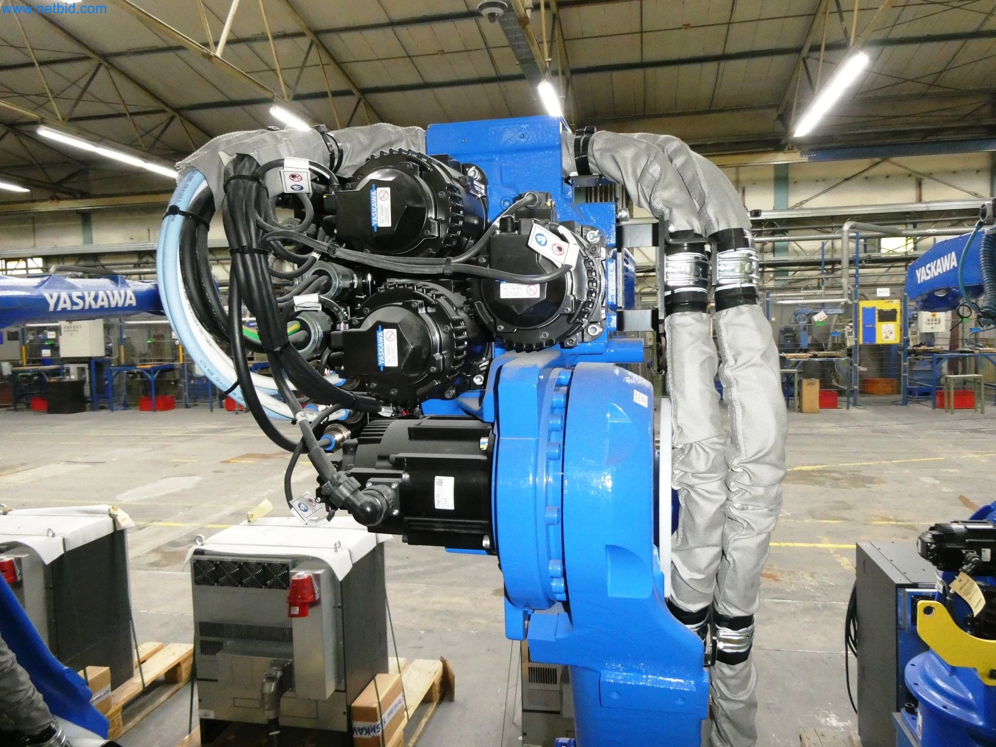 Maszyny z sektora technologii powierzchni-7