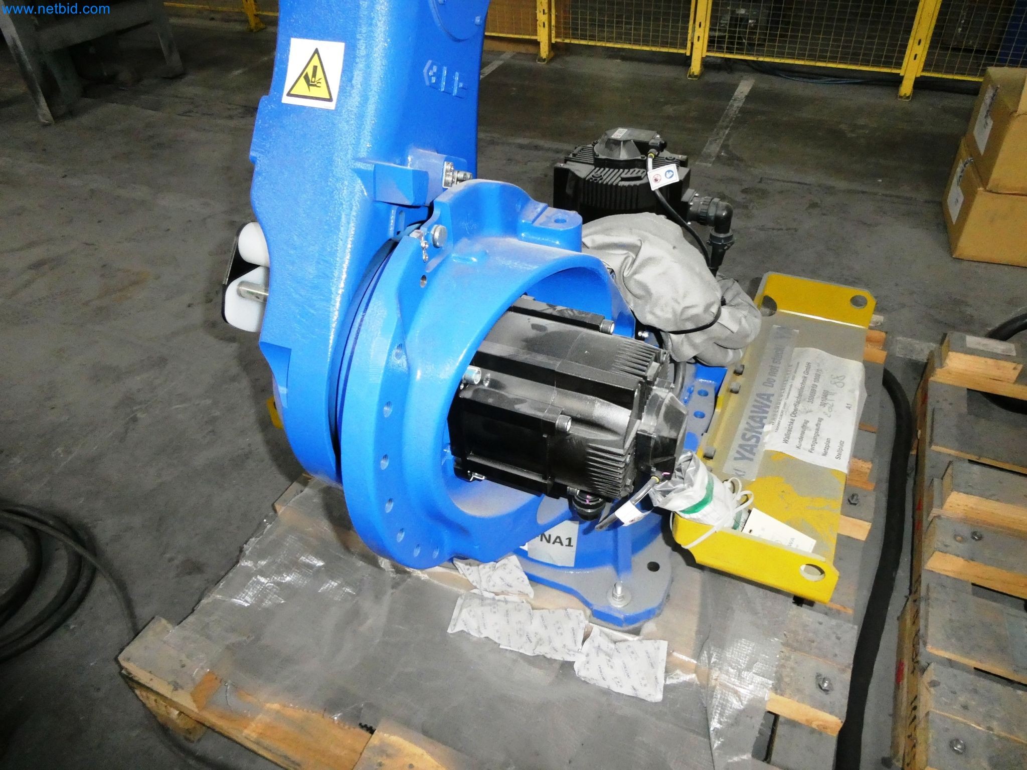 Maszyny z sektora technologii powierzchni-8