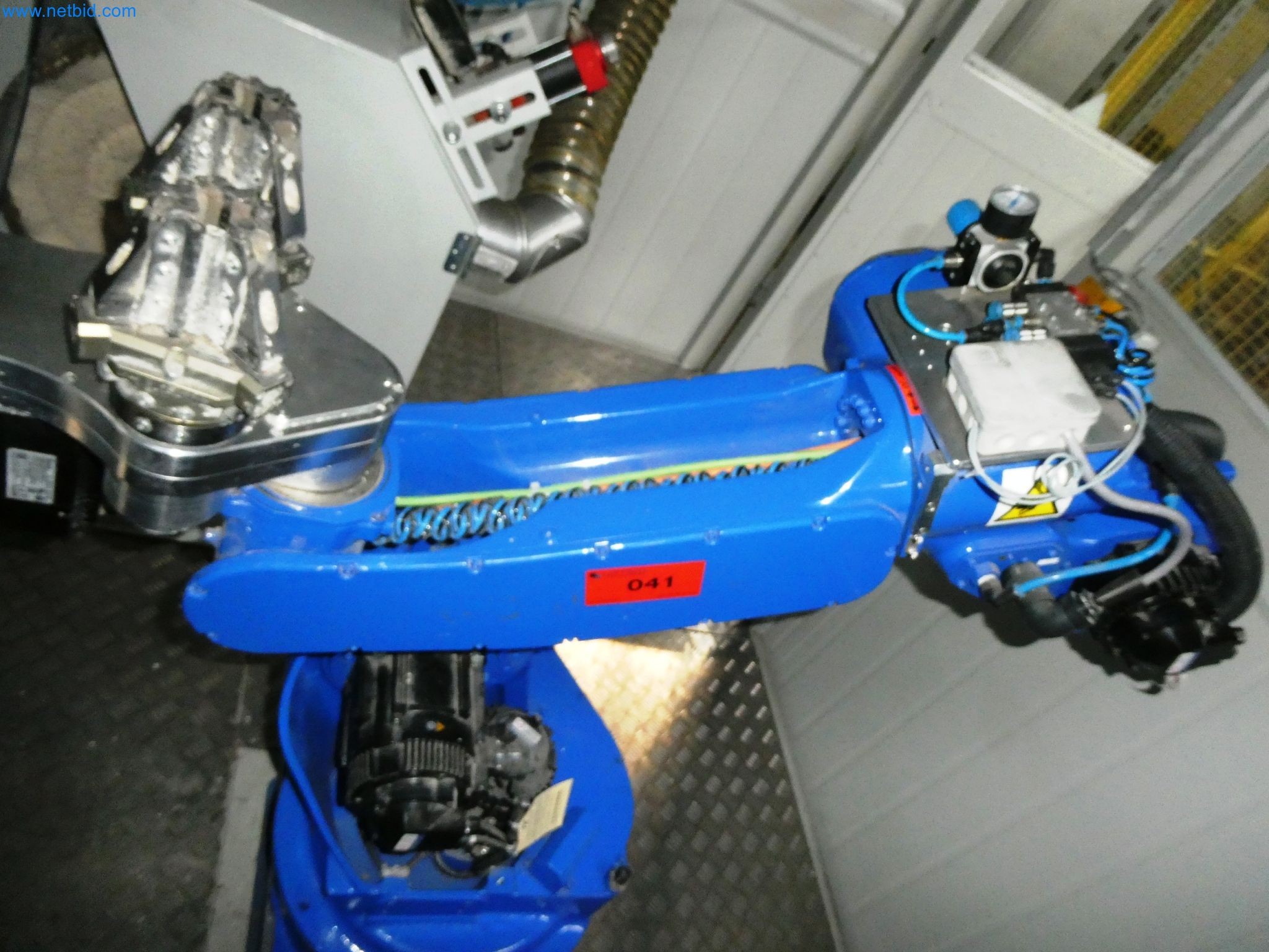 Maszyny z sektora technologii powierzchni-7