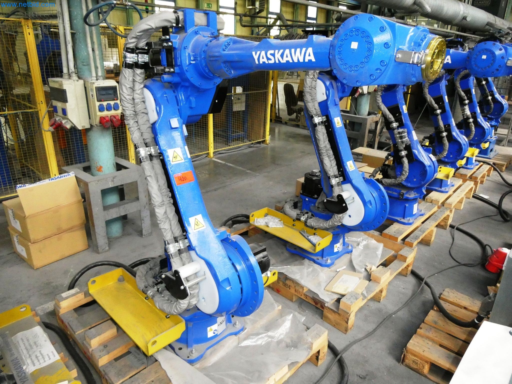 Maszyny z sektora technologii powierzchni-9