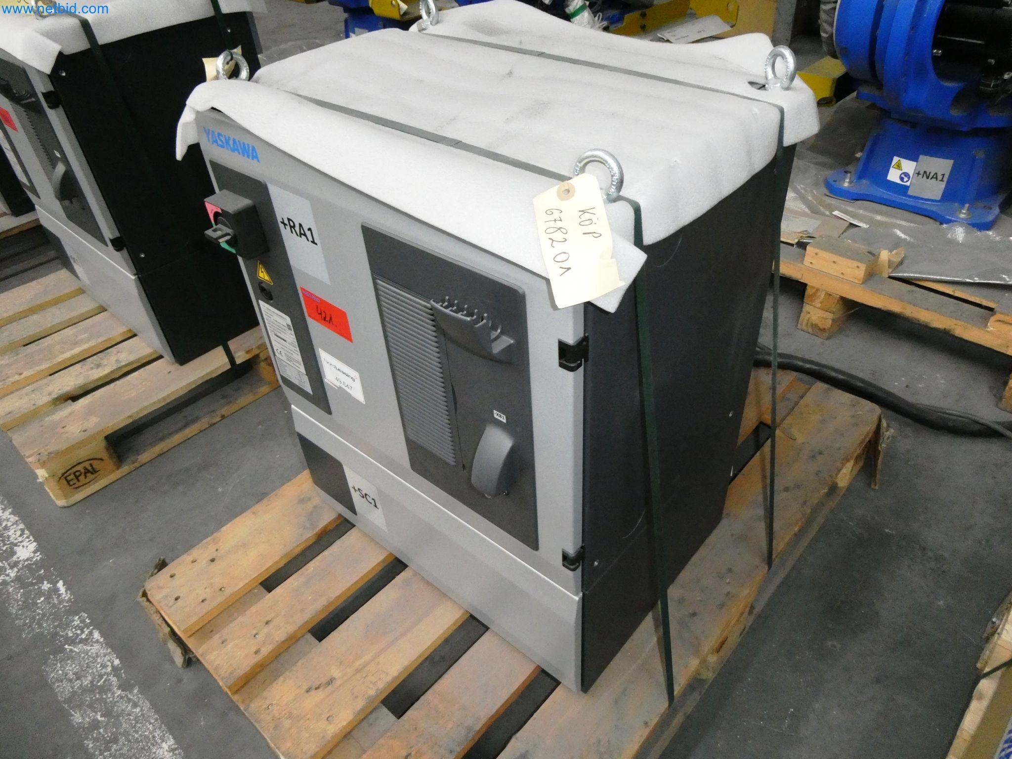 Maszyny z sektora technologii powierzchni-3