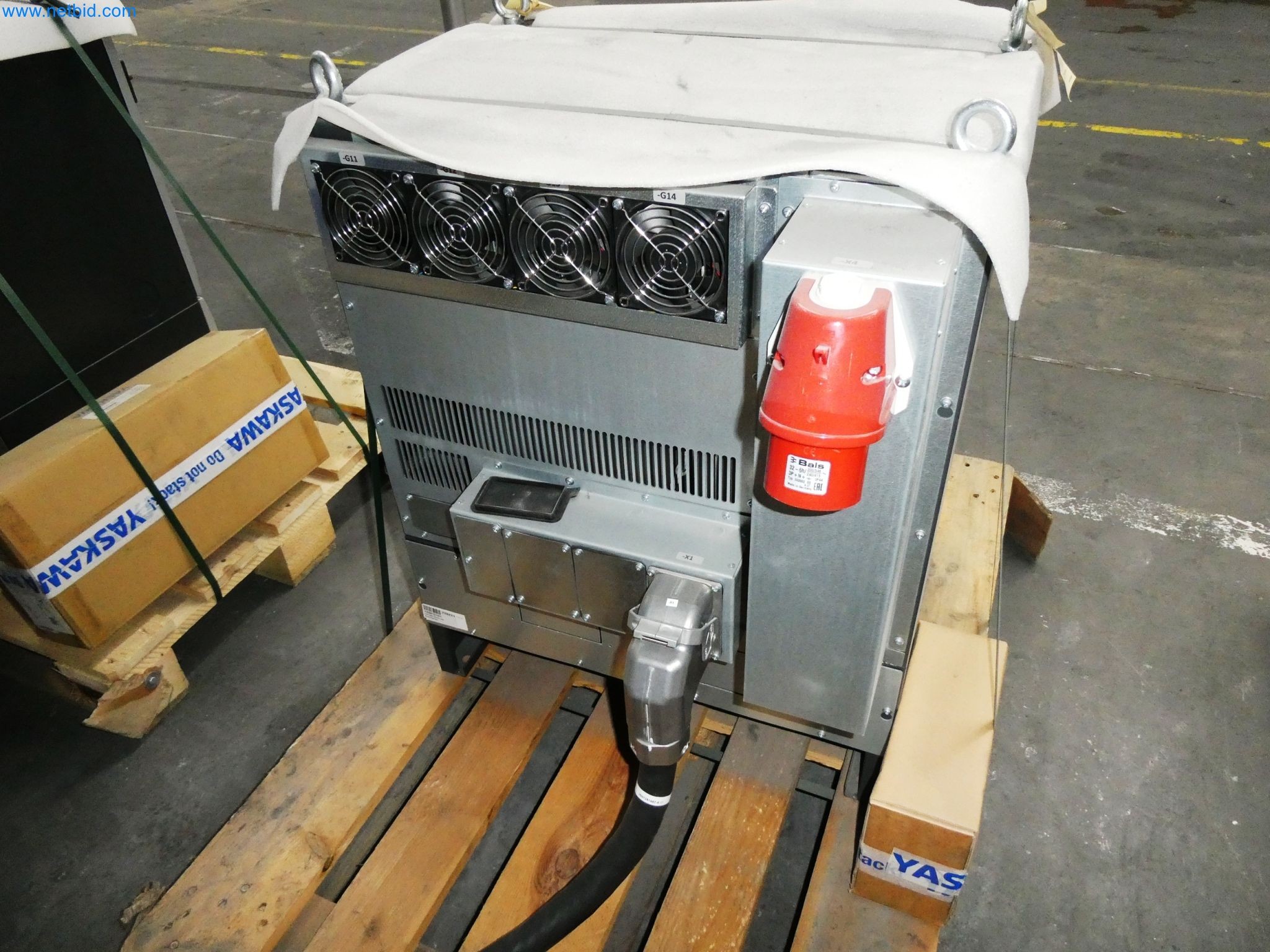 Maszyny z sektora technologii powierzchni-7