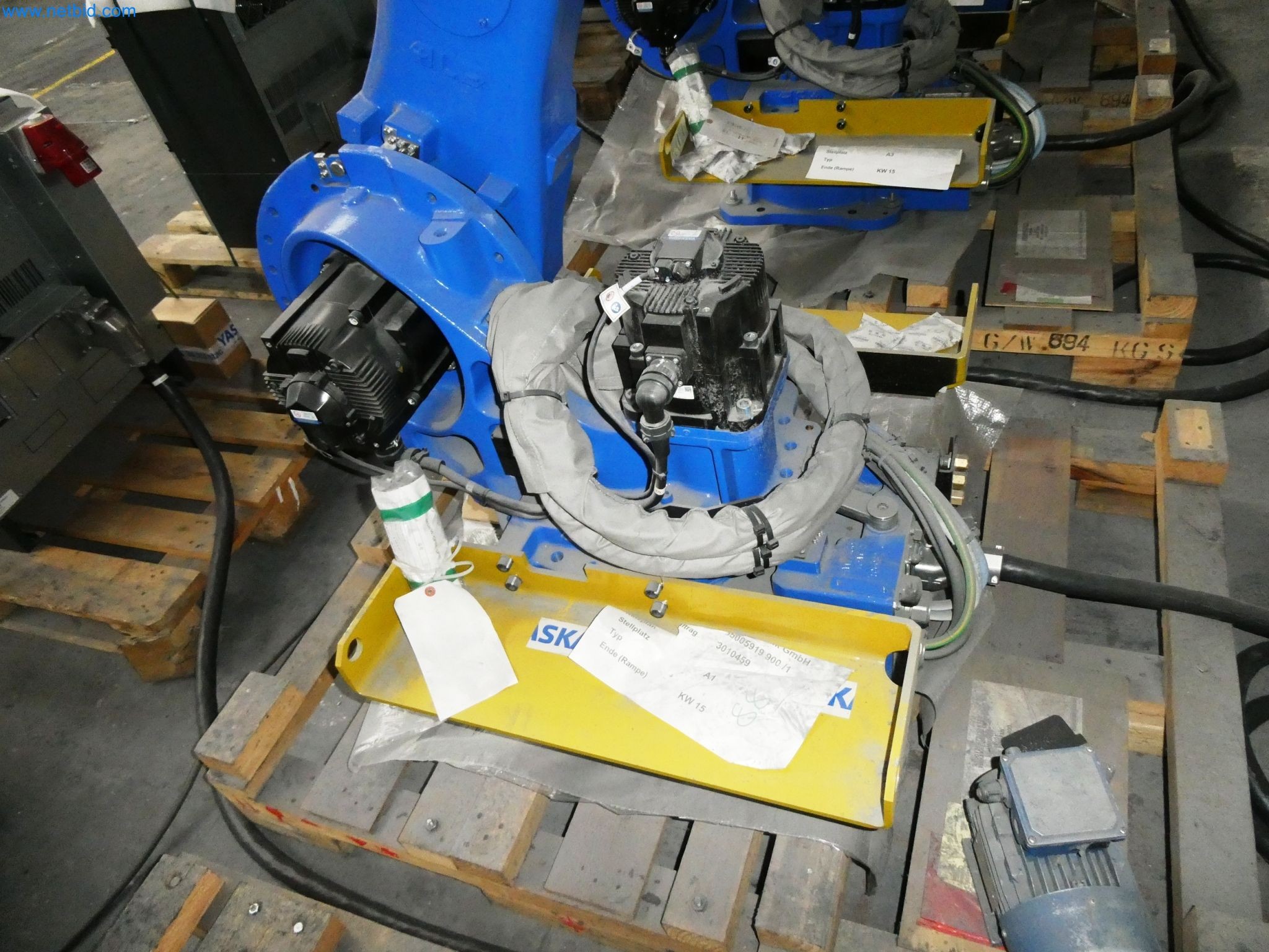 Maszyny z sektora technologii powierzchni-8