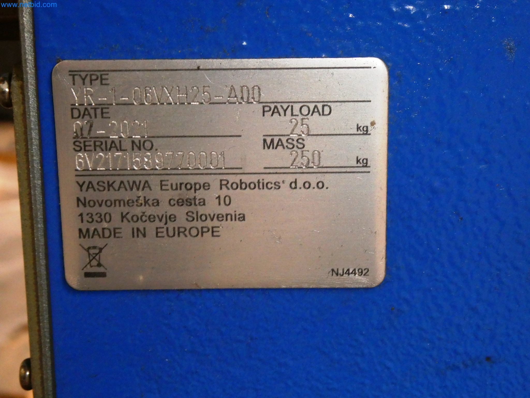 Maszyny z sektora technologii powierzchni-8