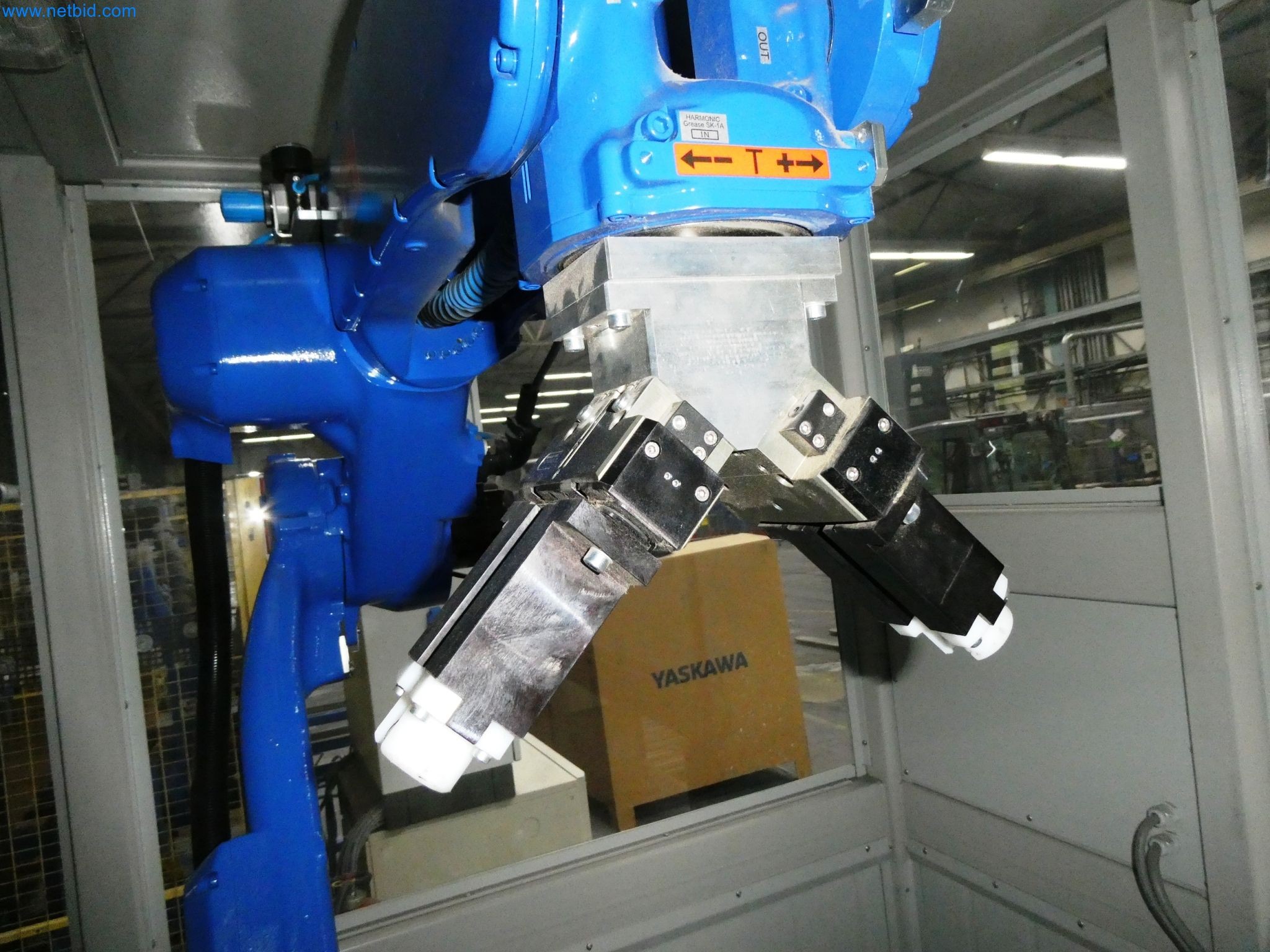 Maszyny z sektora technologii powierzchni-2