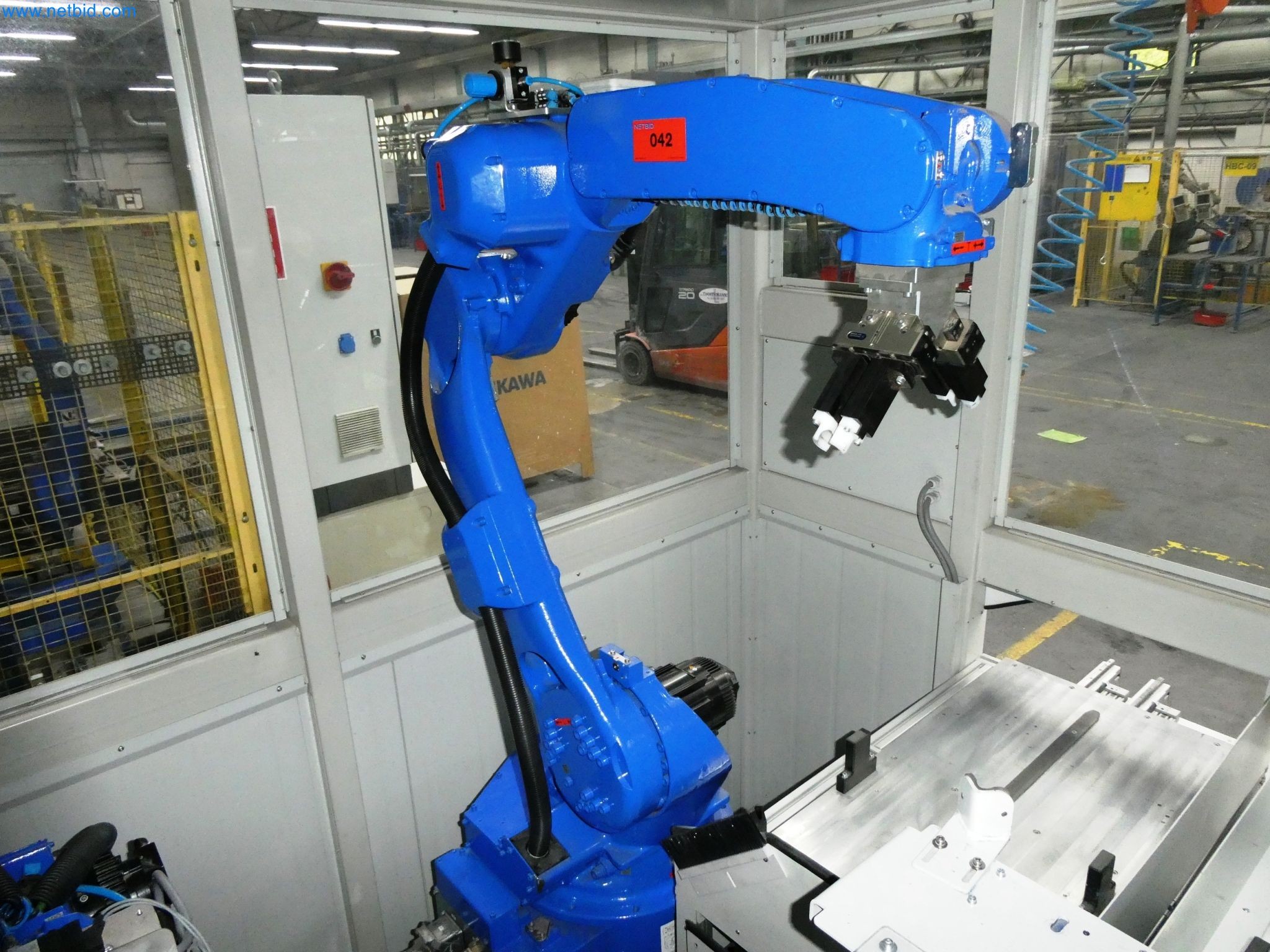 Maszyny z sektora technologii powierzchni-5