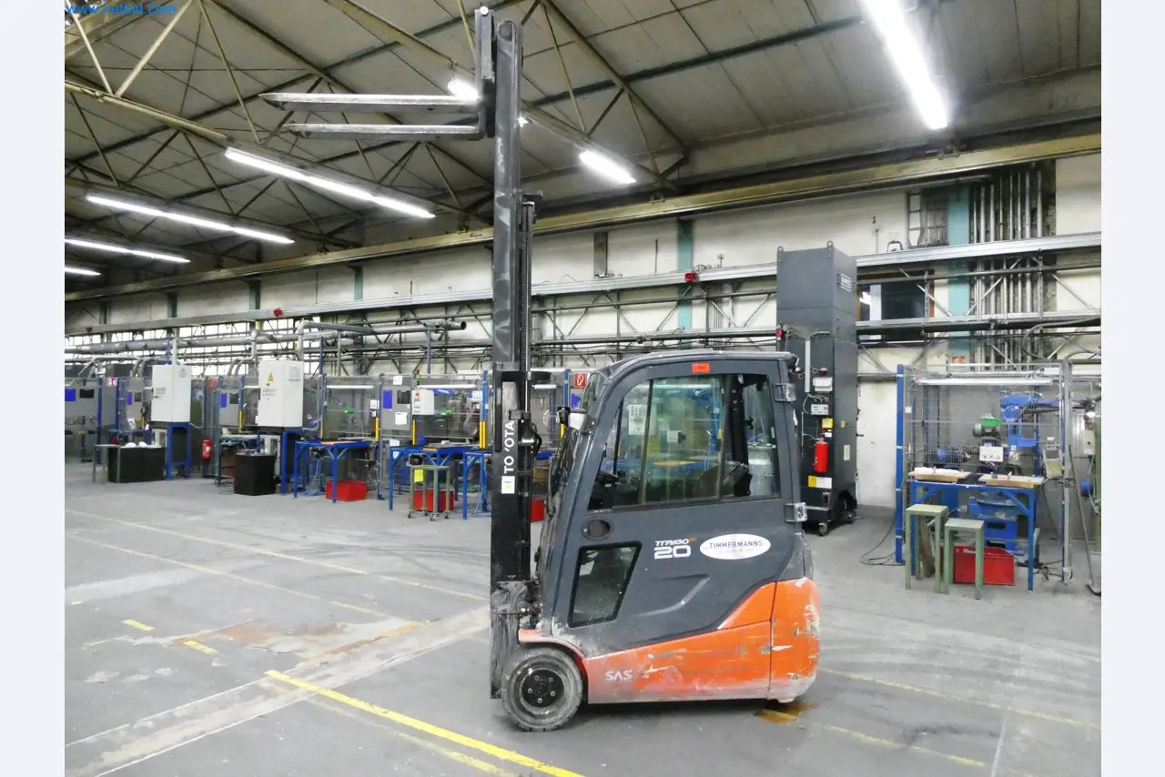 Maszyny z sektora technologii powierzchni-14