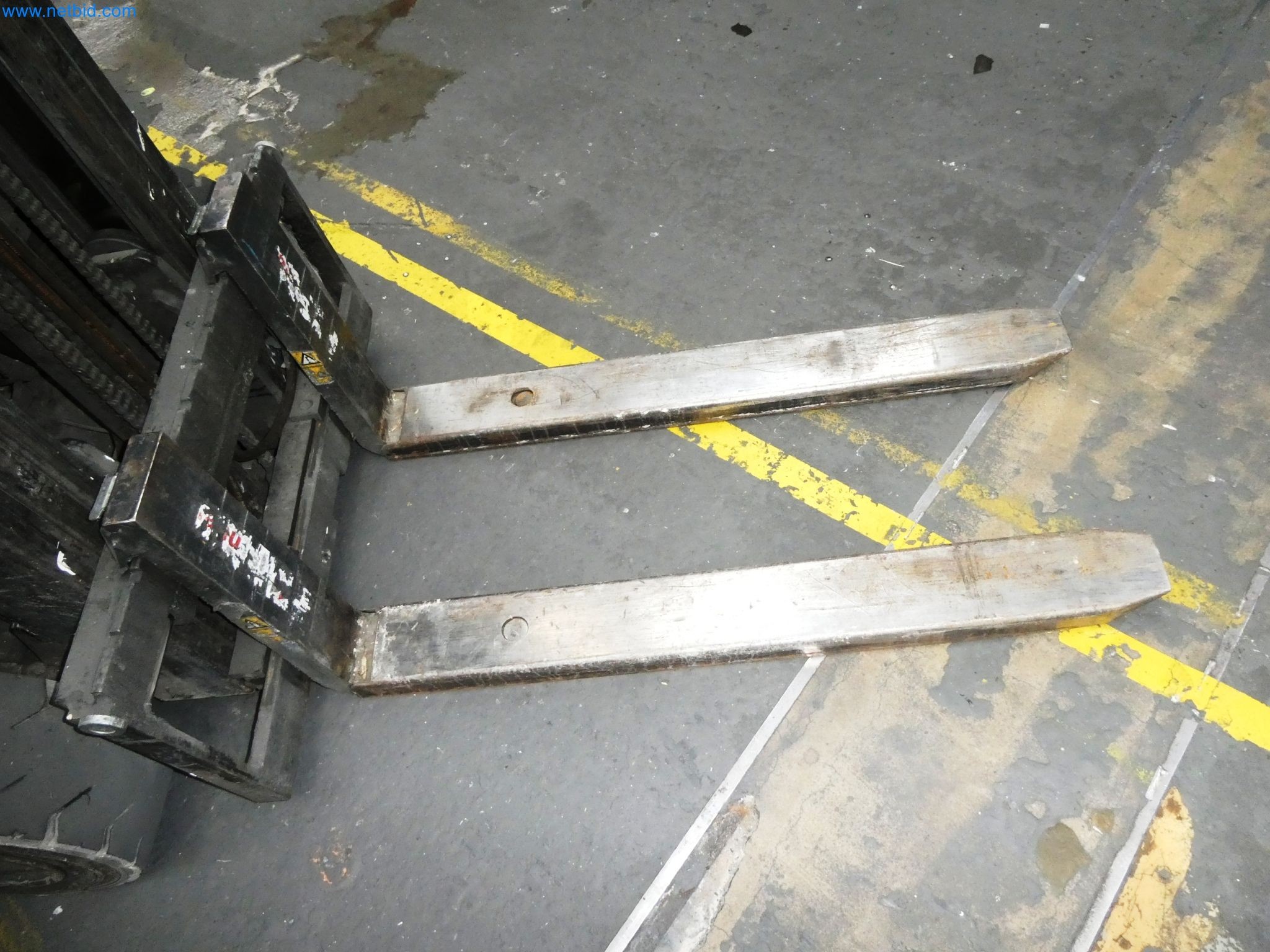 Maszyny z sektora technologii powierzchni-18