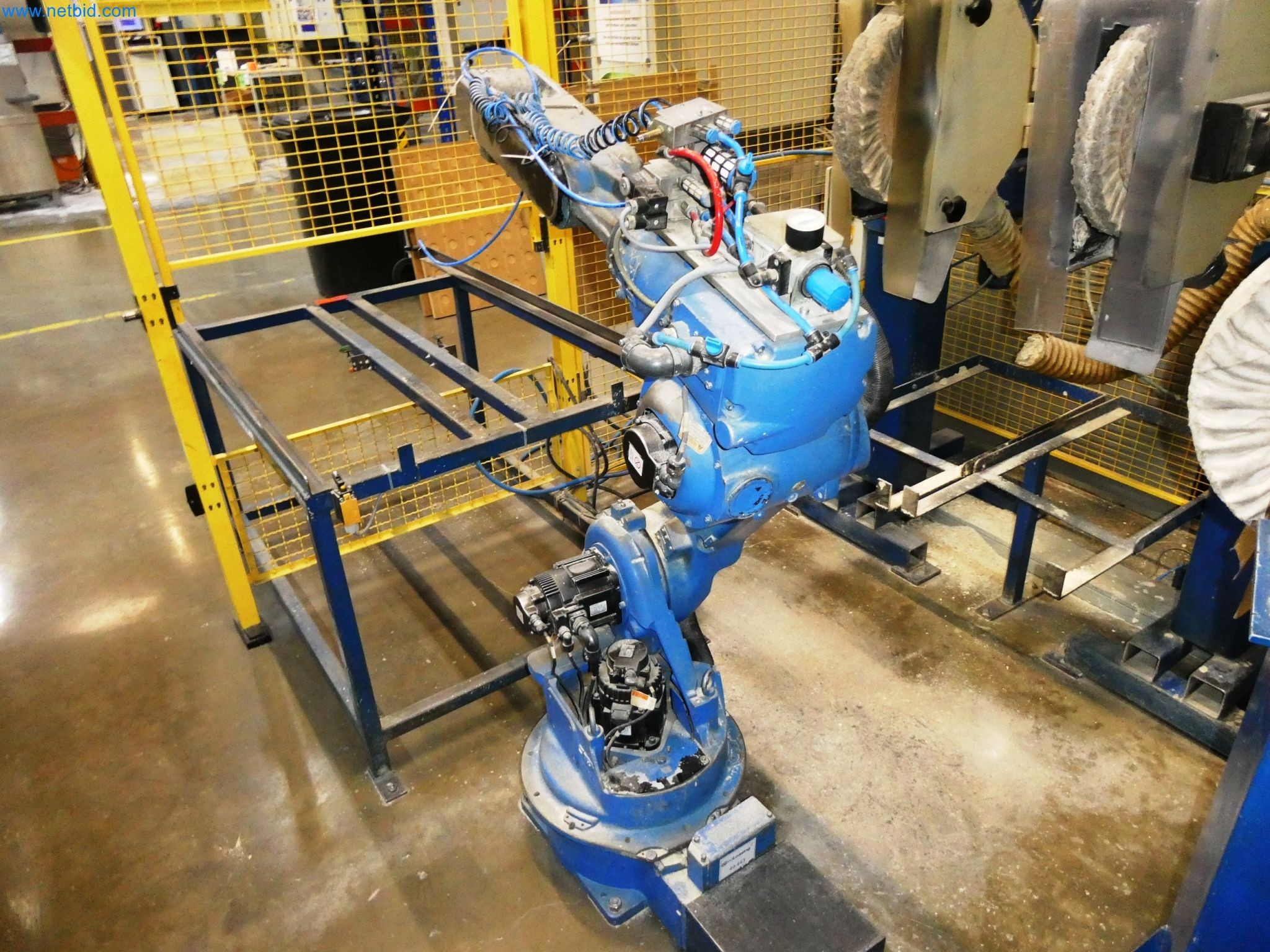 Maszyny z sektora technologii powierzchni-1