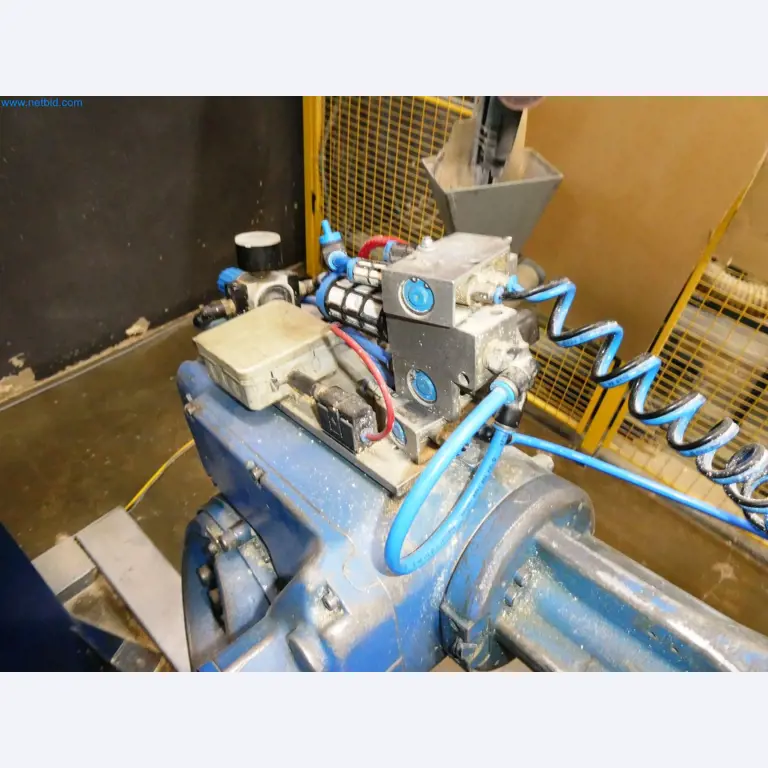 Maszyny z sektora technologii powierzchni-8